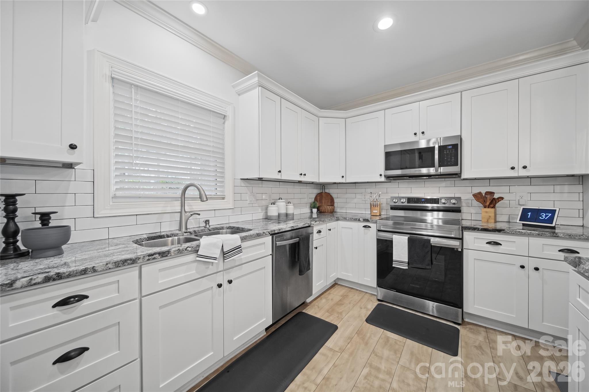 601 Carolina Avenue Property Photo 8