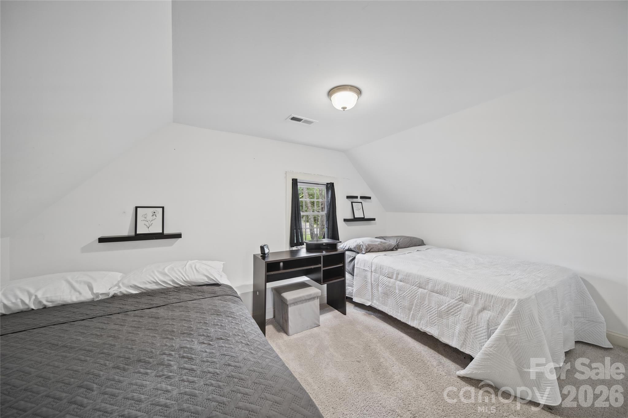 601 Carolina Avenue Property Photo 28