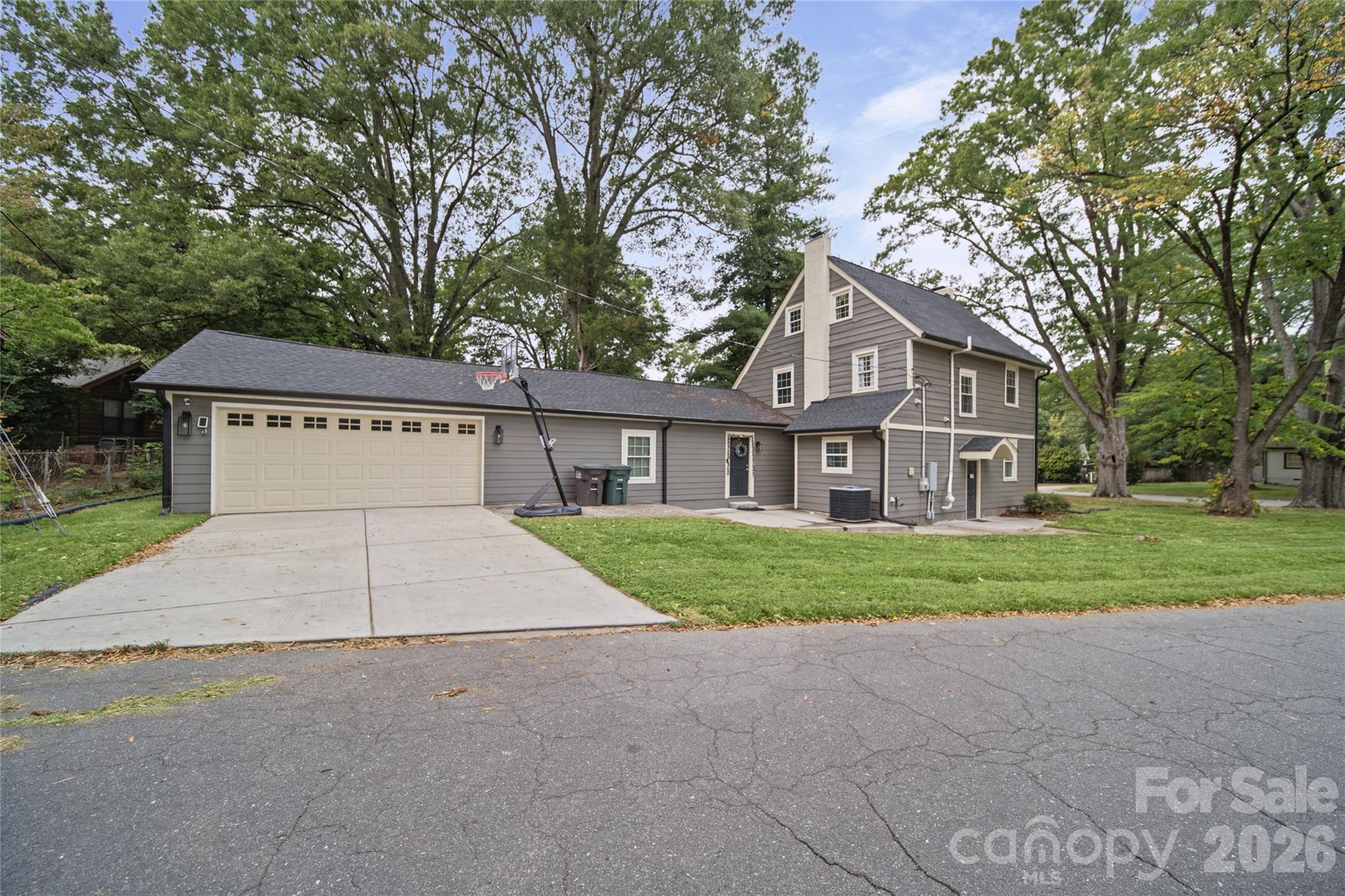 601 Carolina Avenue Property Photo 31