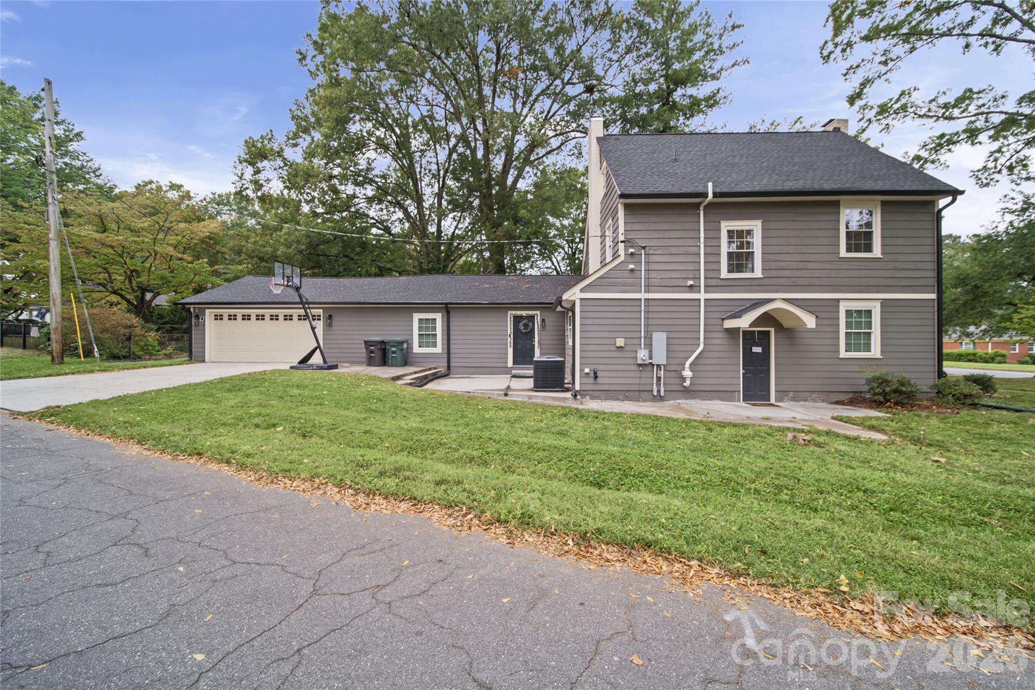 601 Carolina Avenue Property Photo 34