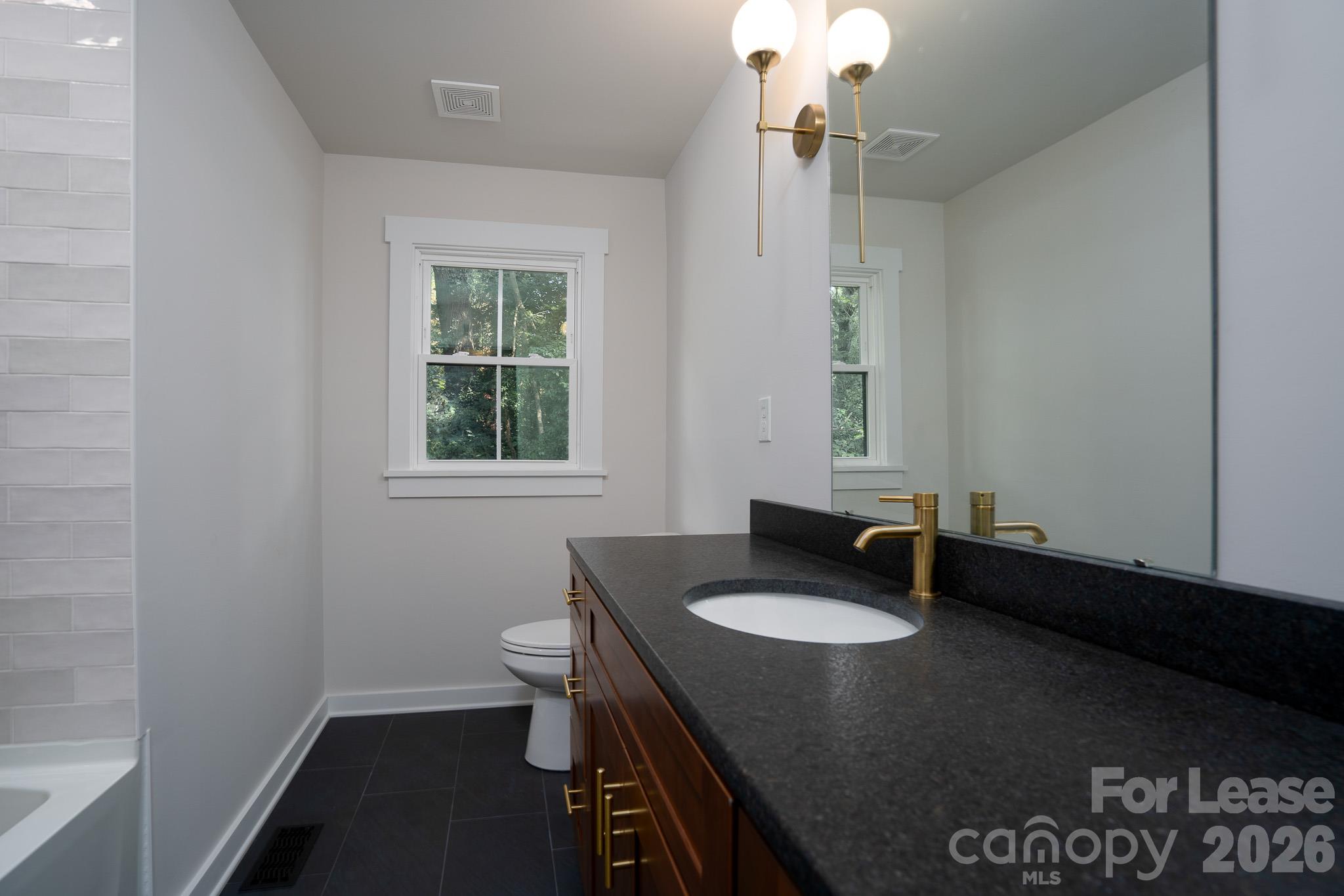 14925 N Old Statesville Road Property Photo 6