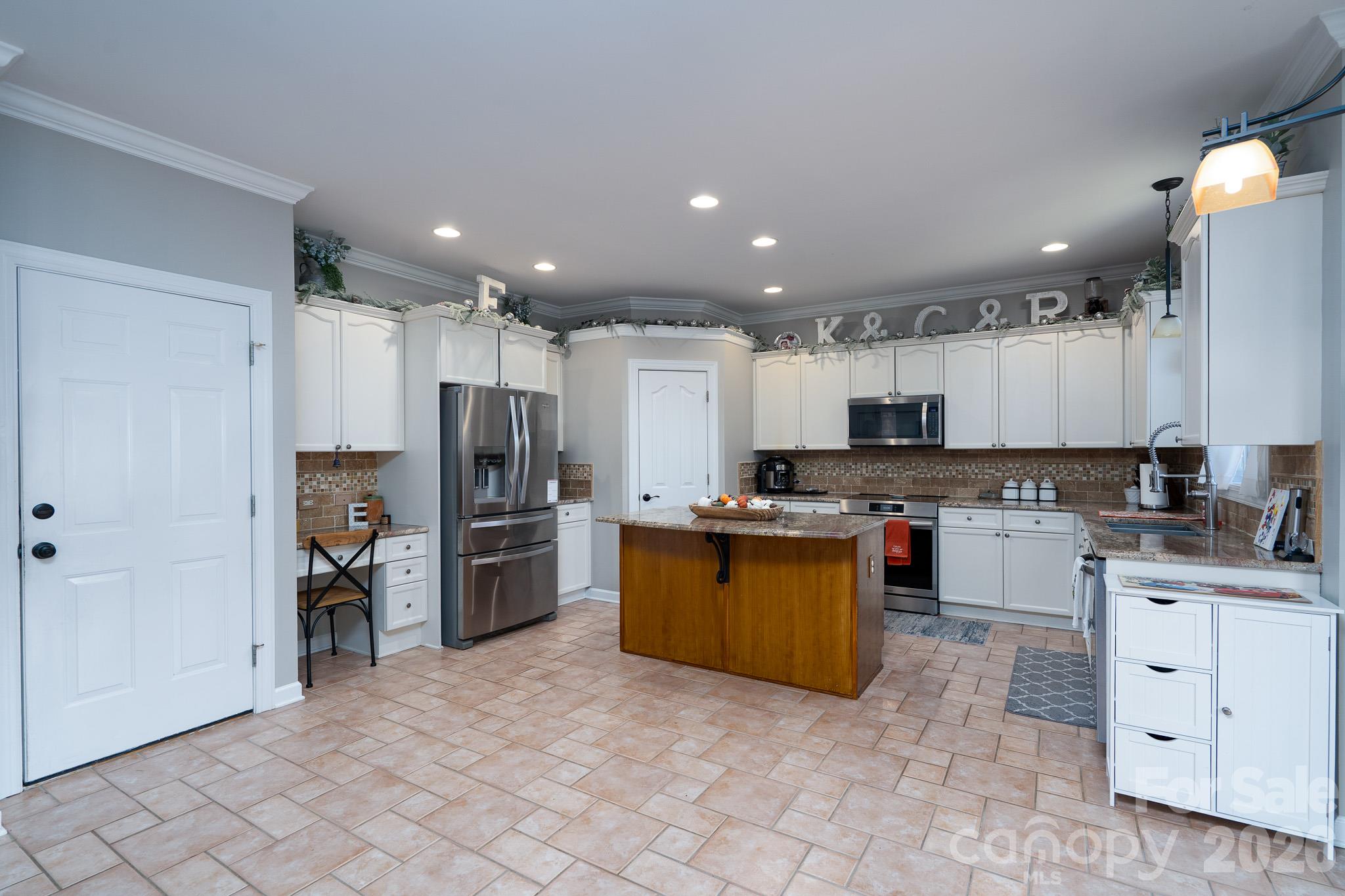 12511 Bannock Drive Property Photo 7