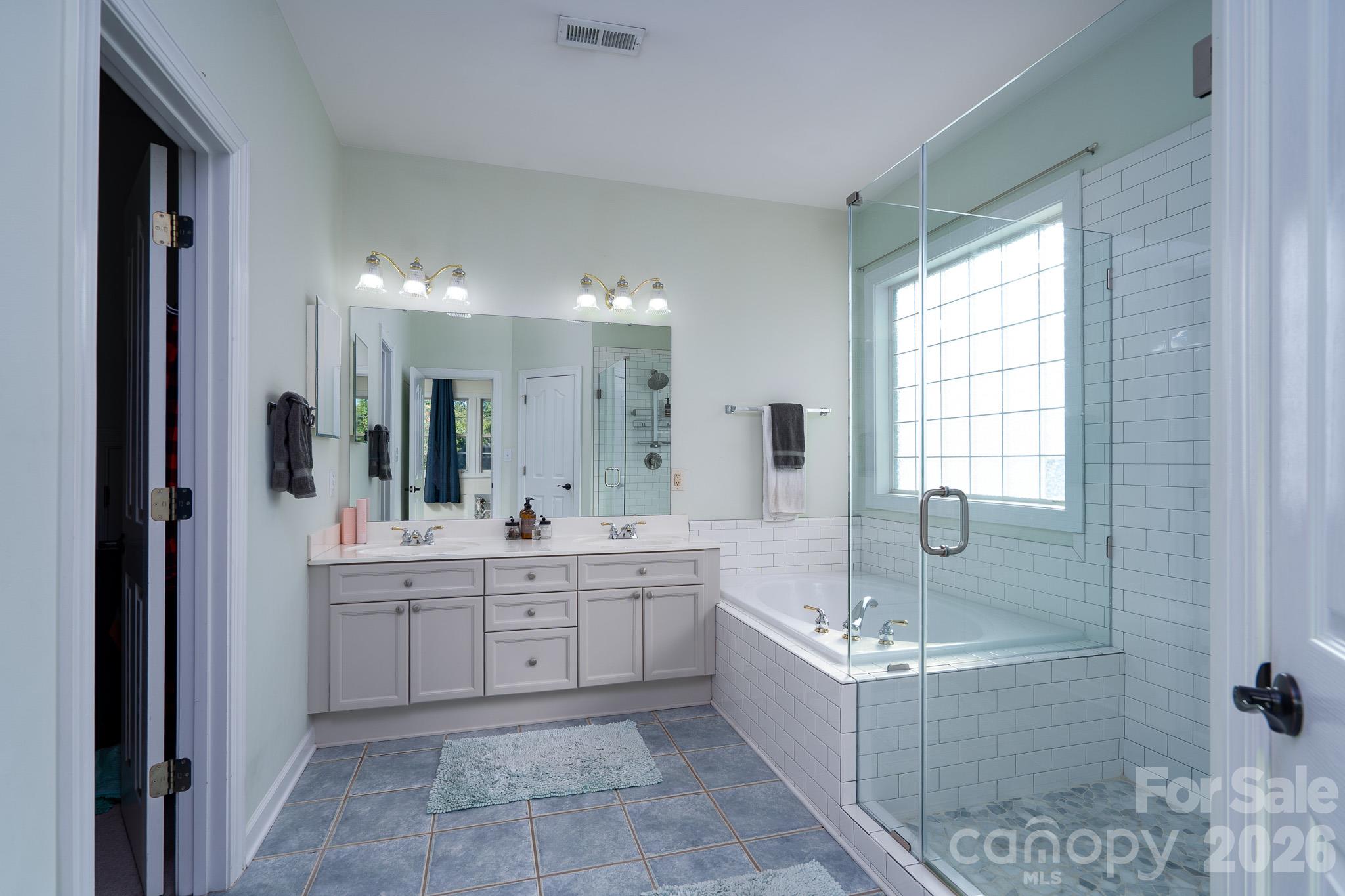 12511 Bannock Drive Property Photo 13