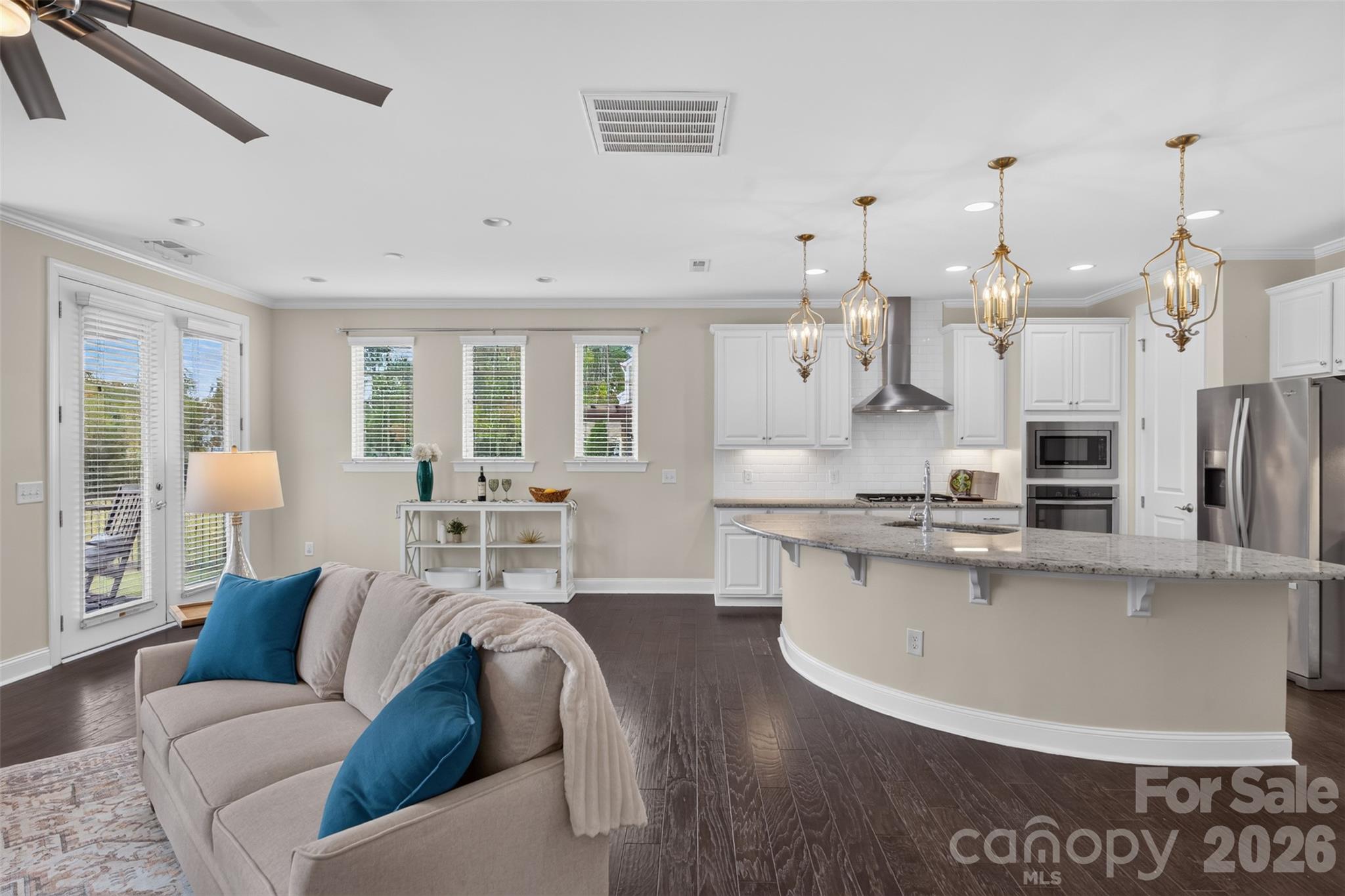 17511 Austins Creek Drive Property Photo 6