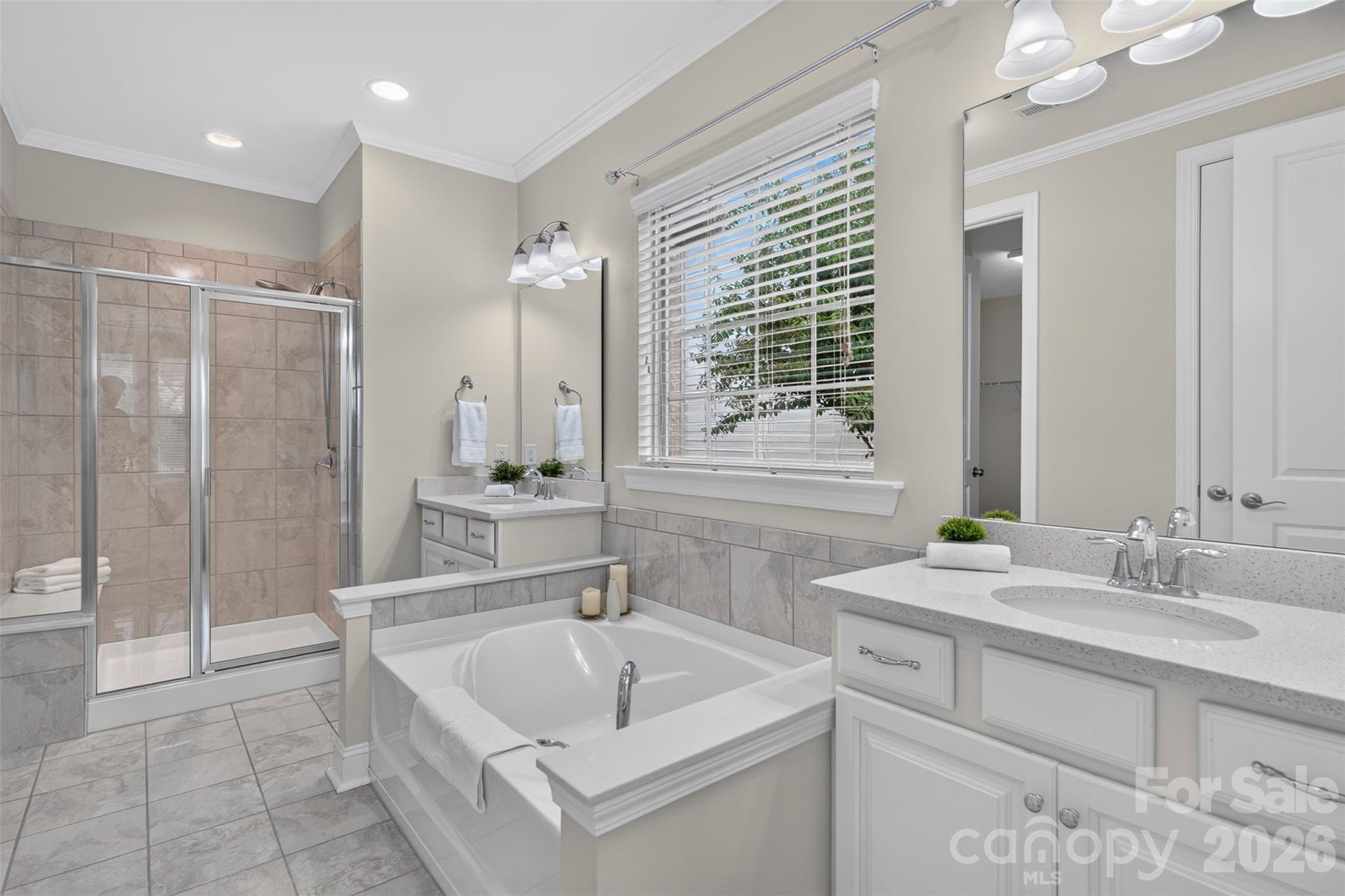 17511 Austins Creek Drive Property Photo 24