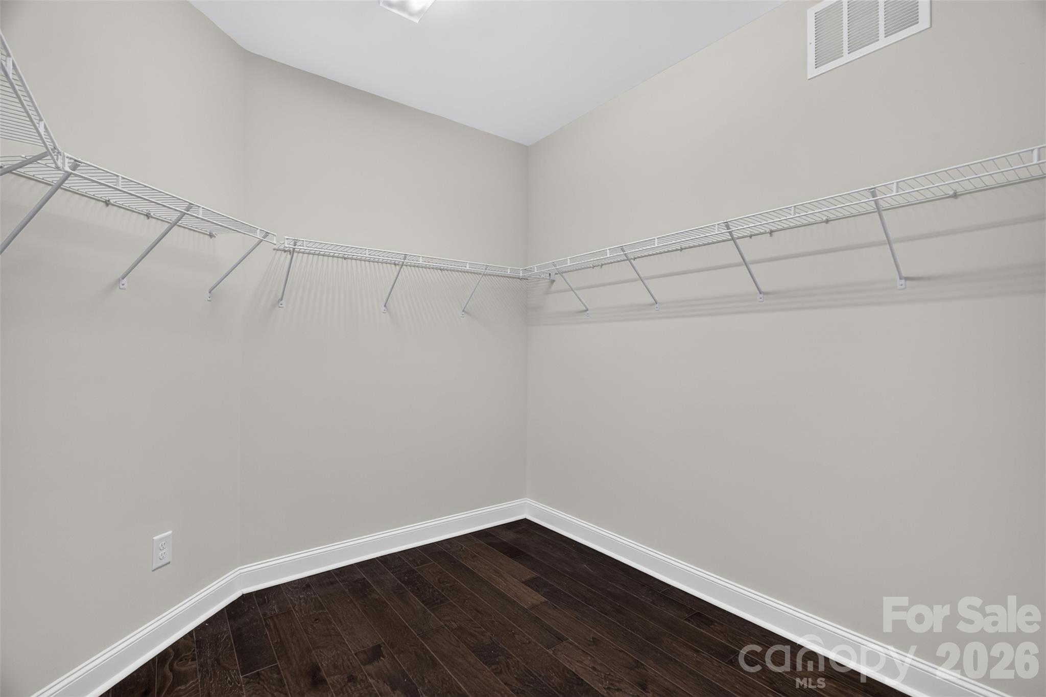 17511 Austins Creek Drive Property Photo 26