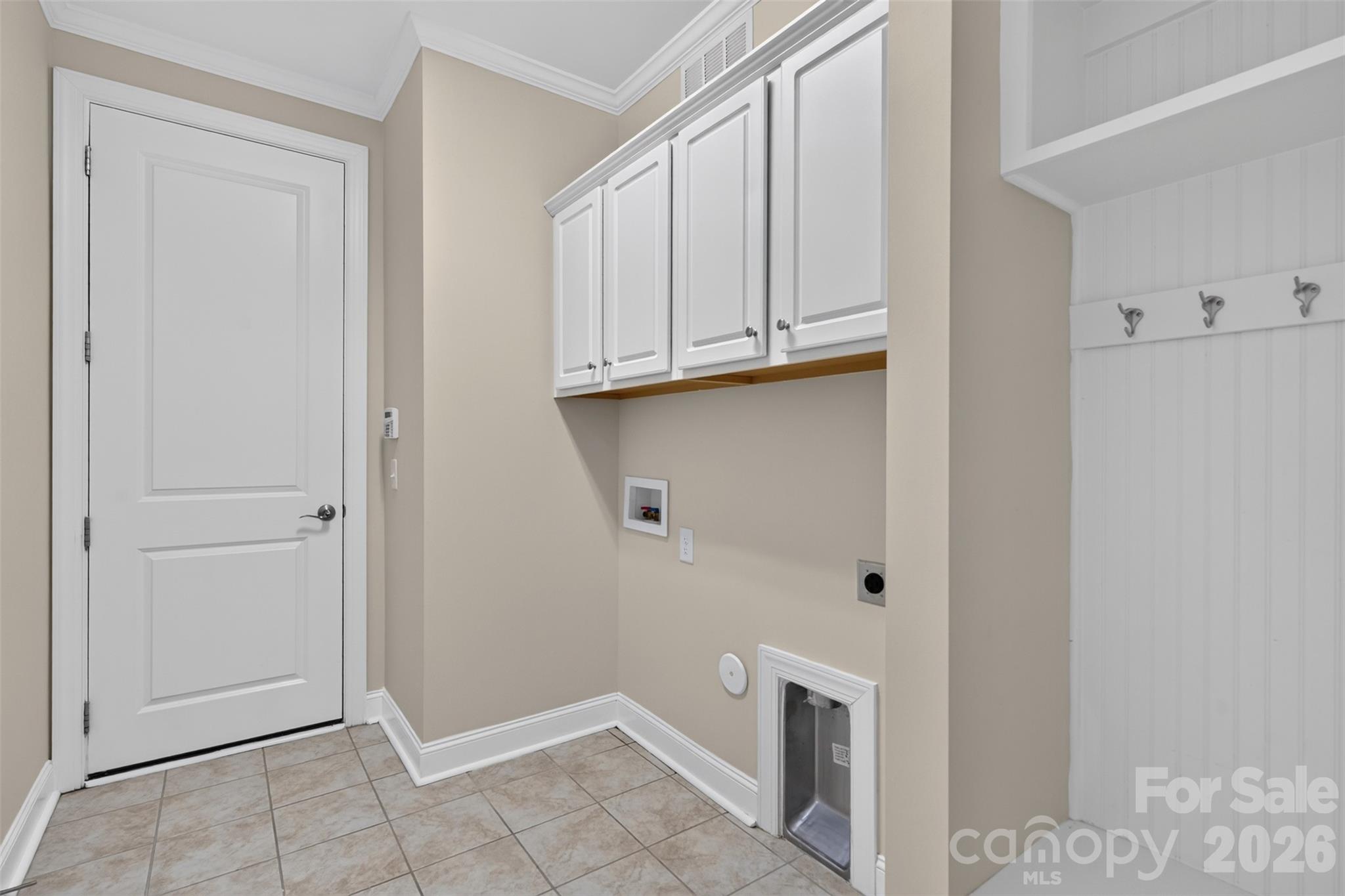 17511 Austins Creek Drive Property Photo 28