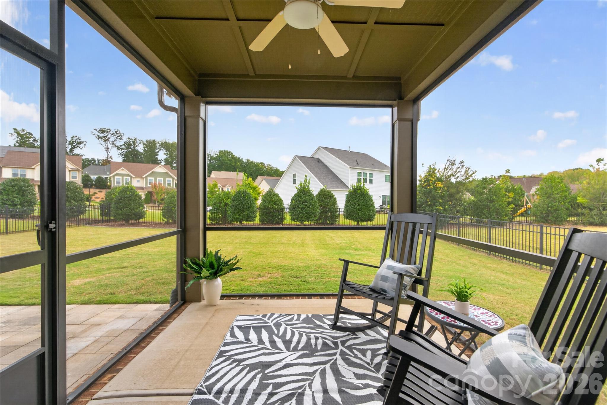 17511 Austins Creek Drive Property Photo 36
