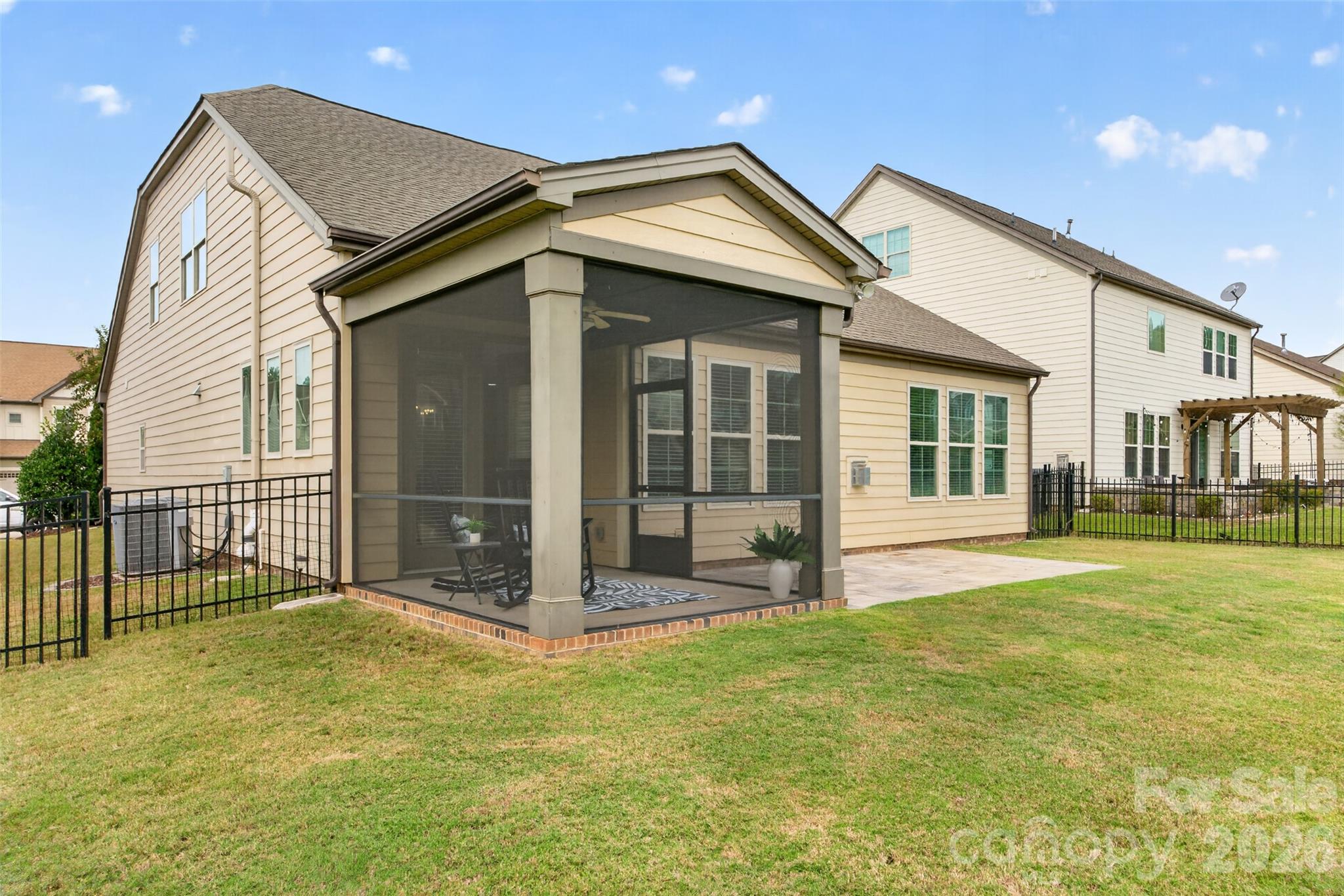 17511 Austins Creek Drive Property Photo 37