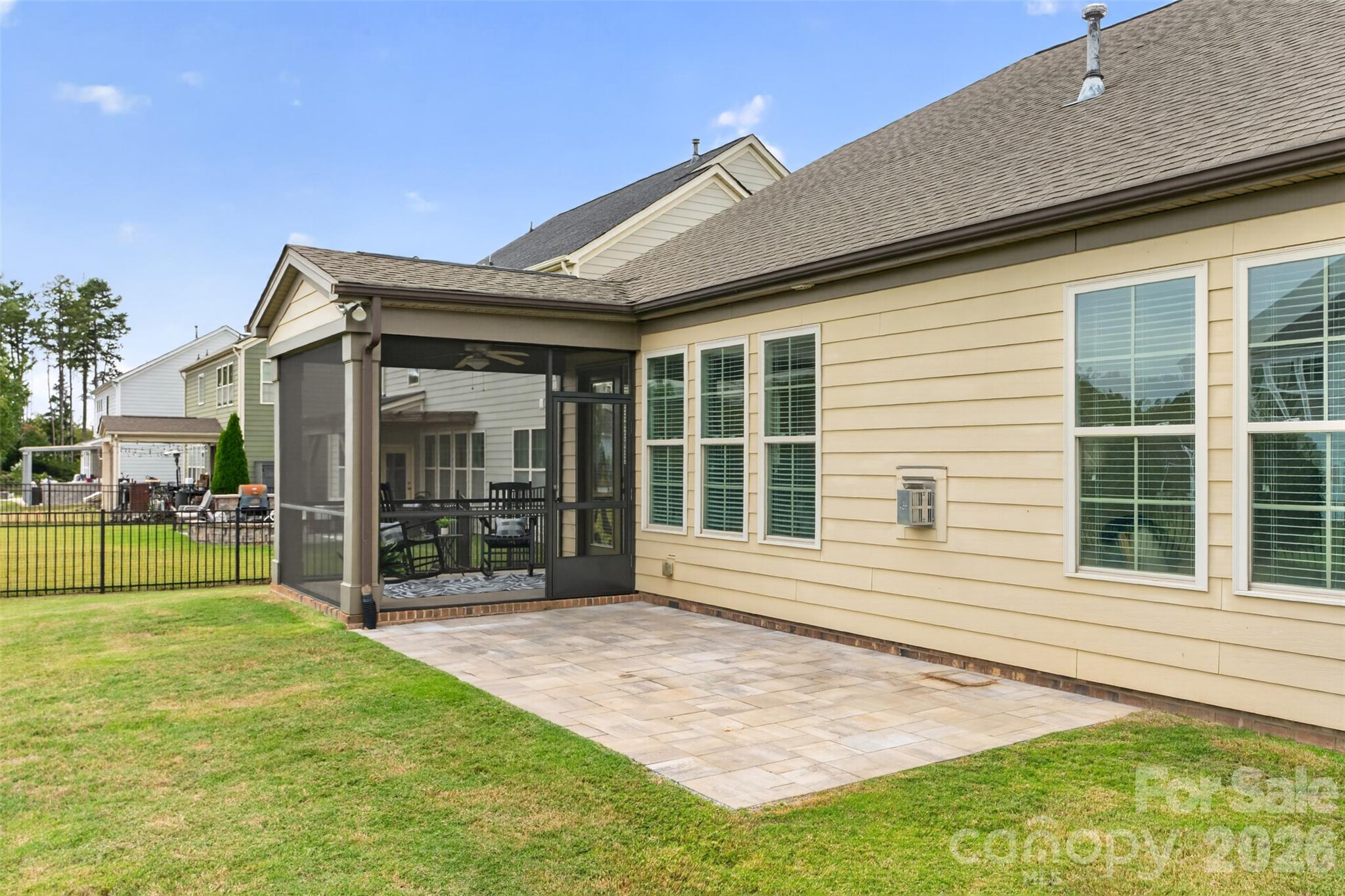 17511 Austins Creek Drive Property Photo 41