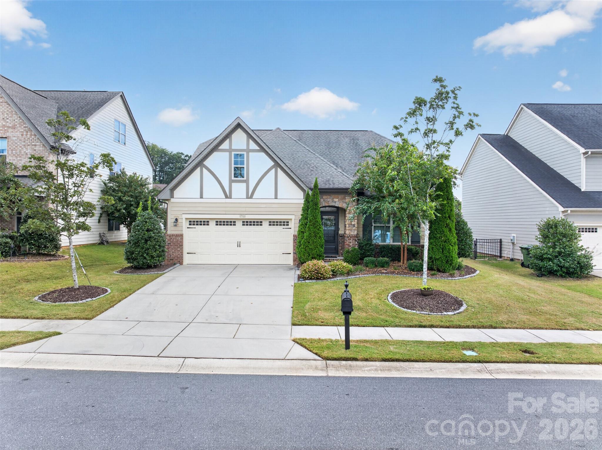17511 Austins Creek Drive Property Photo 48
