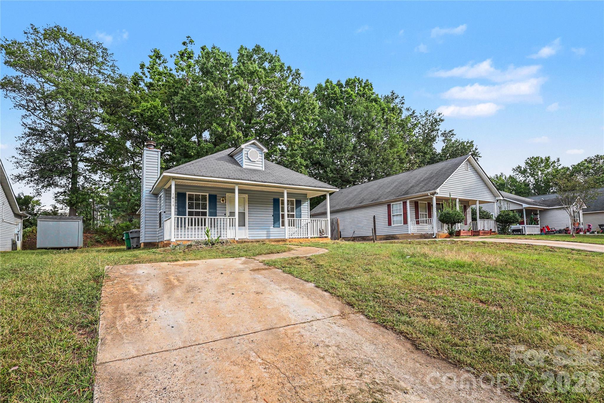 1611 Dendy Lane Property Photo 2