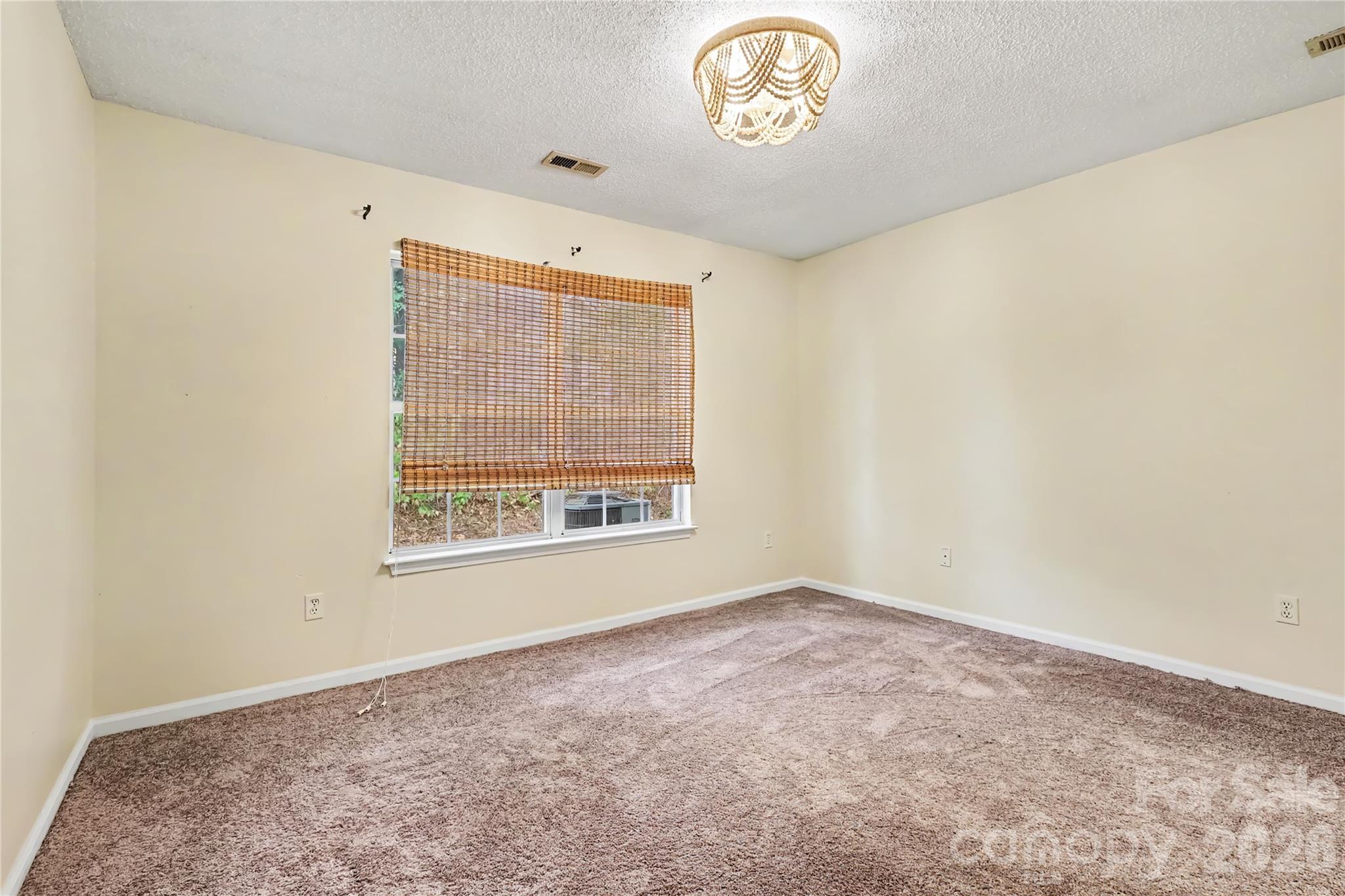 1611 Dendy Lane Property Photo 13