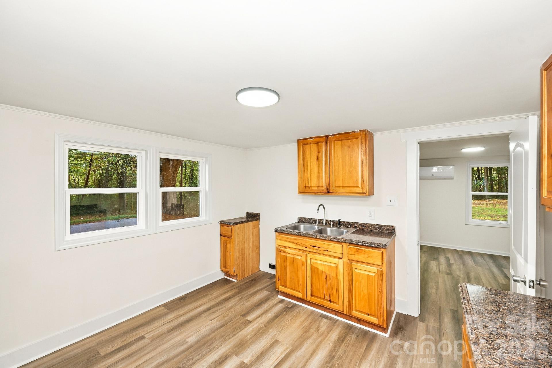 1521 10th Street Property Photo 6