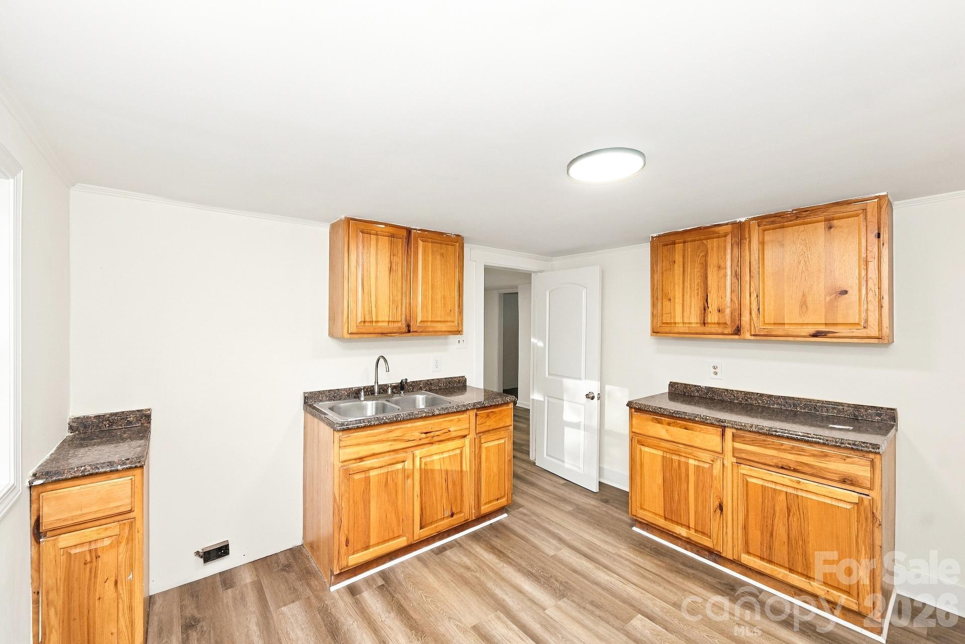 1521 10th Street Property Photo 7