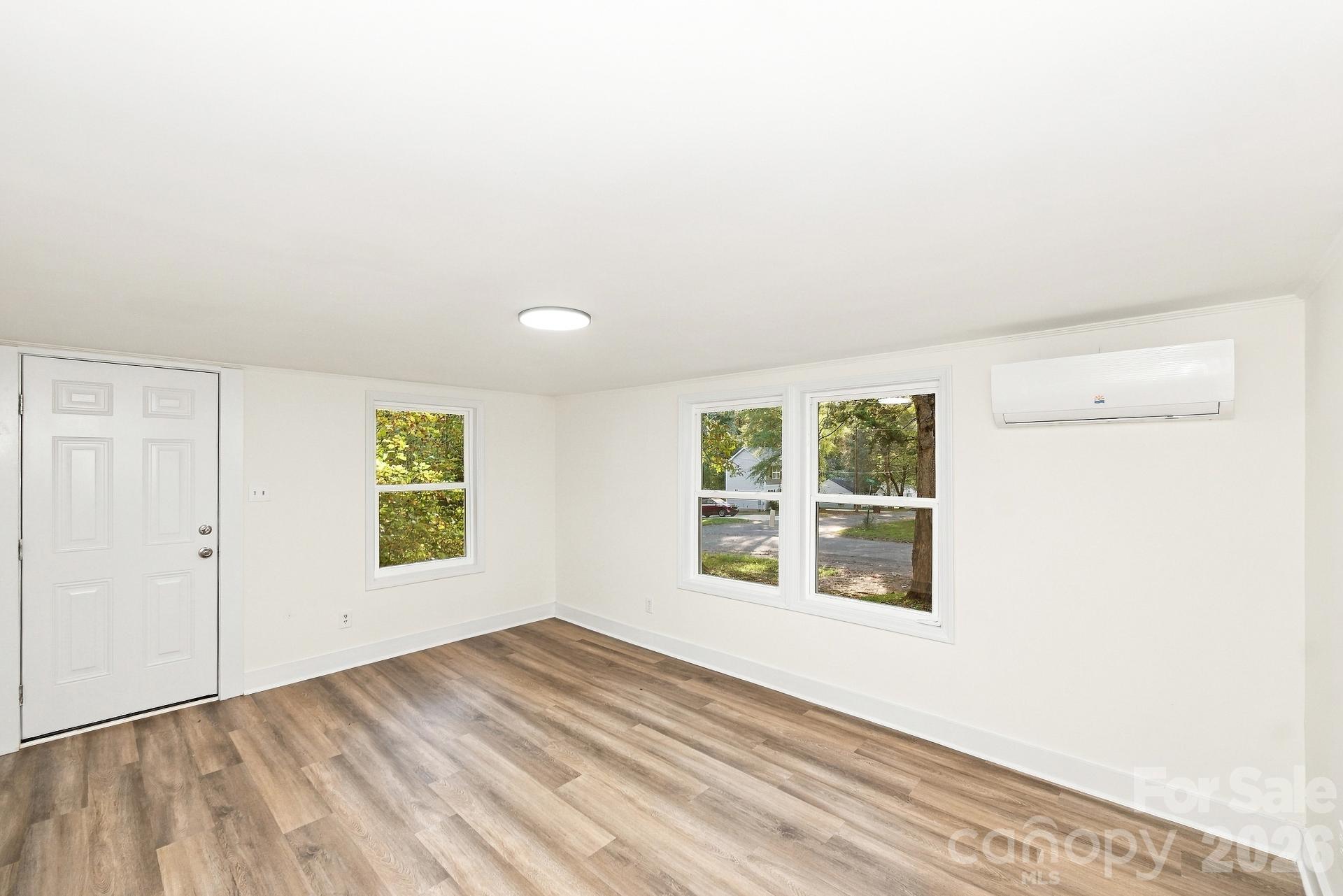 1521 10th Street Property Photo 10