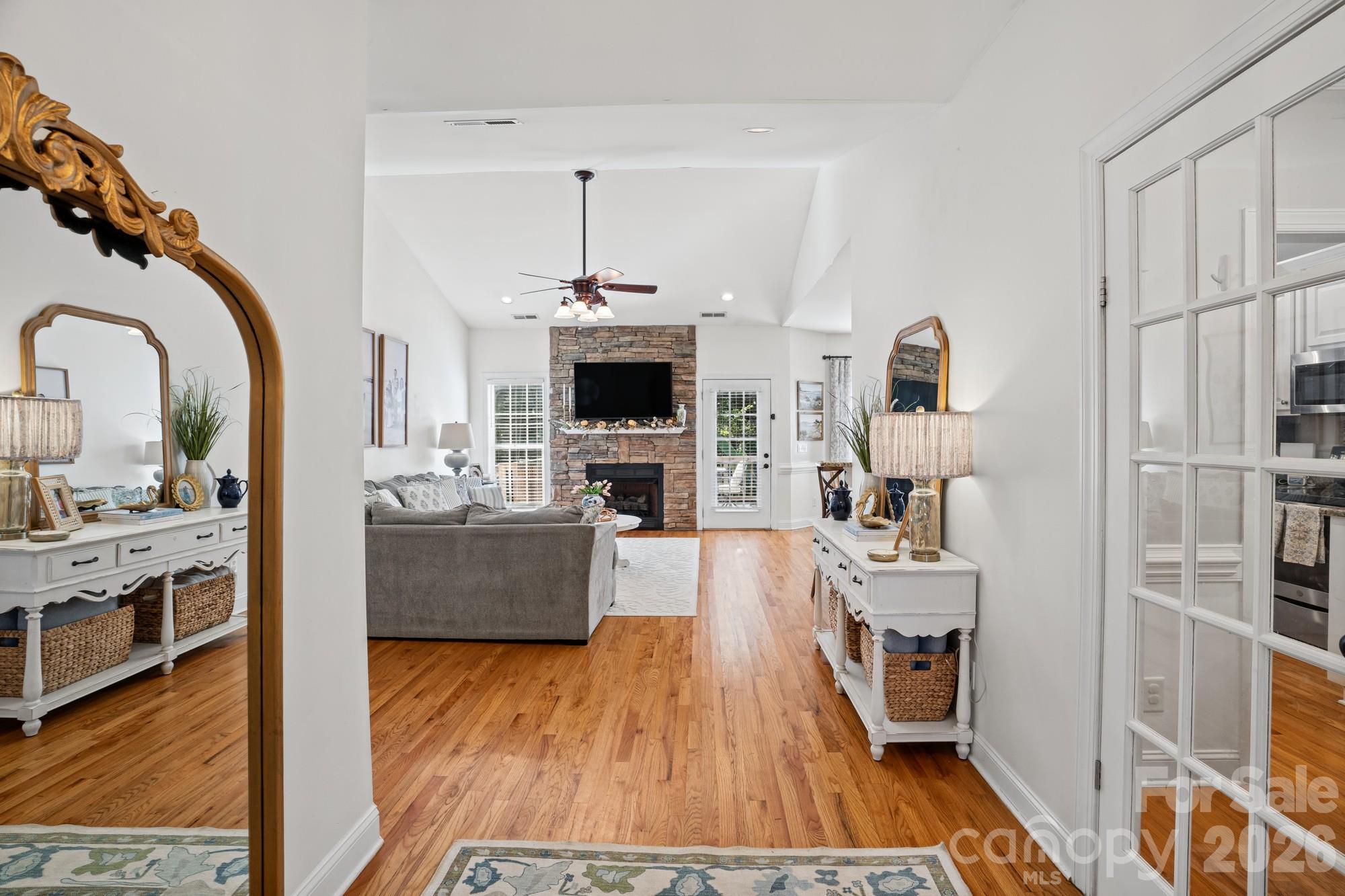 25922 Lingerfelt Road Property Photo 1