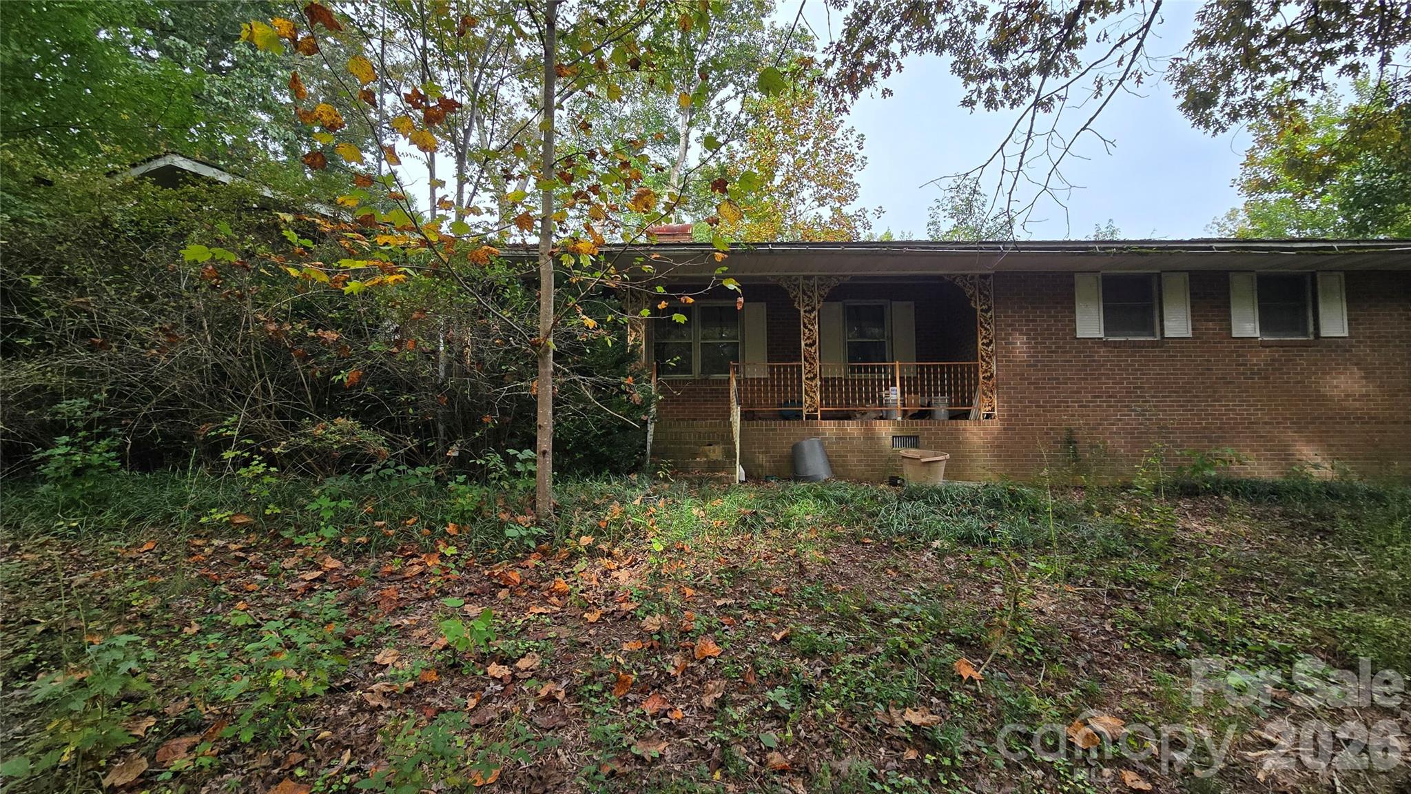 330 Brook Circle Property Photo 1