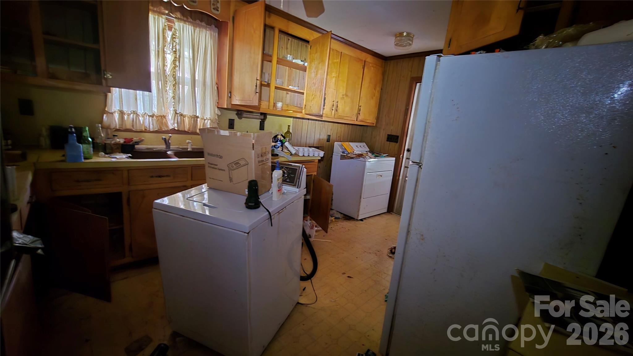 330 Brook Circle Property Photo 5