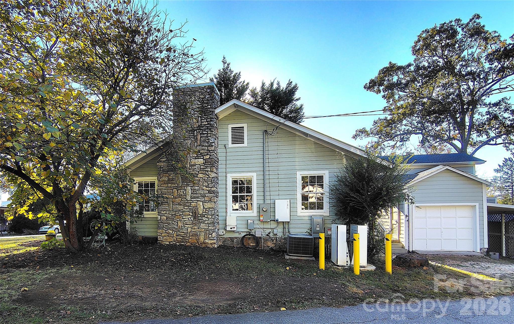 23 Woodley Avenue Property Photo 2