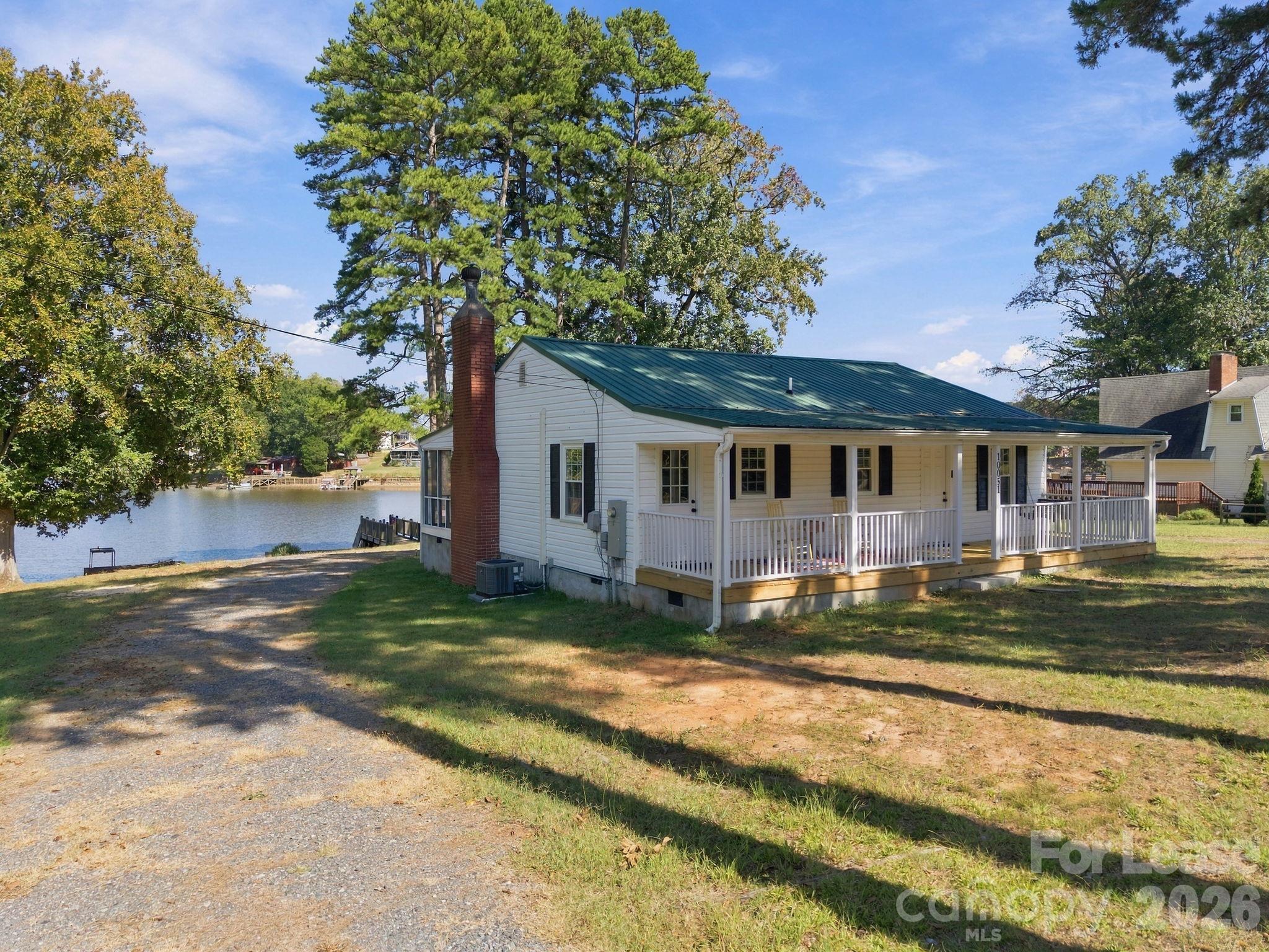 10051 Linwood Southmont Road Property Photo 6