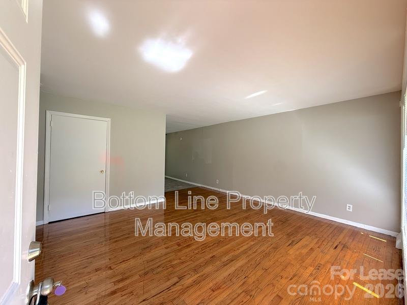 561 Blendwood Drive Property Photo 2