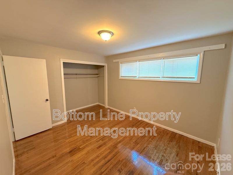561 Blendwood Drive Property Photo 7
