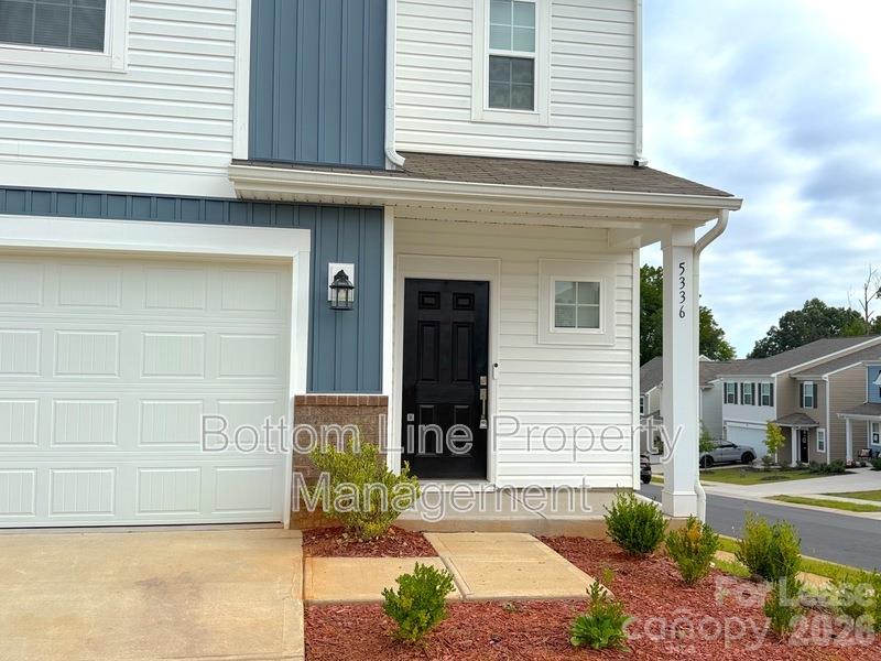 5336 Small Street Property Photo 3