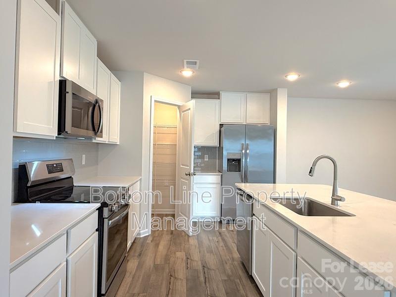 5336 Small Street Property Photo 10