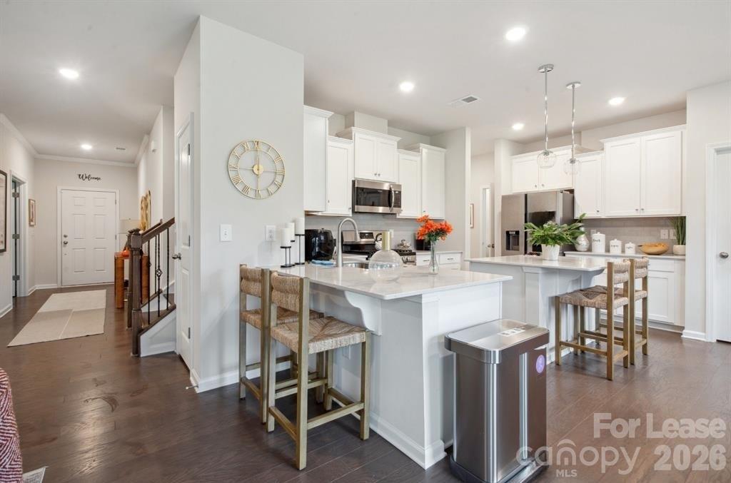 17812 New Mark Avenue Property Photo 8