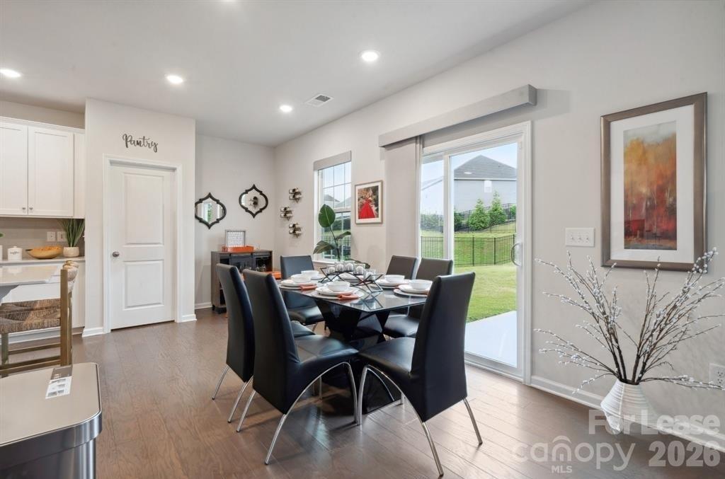 17812 New Mark Avenue Property Photo 10