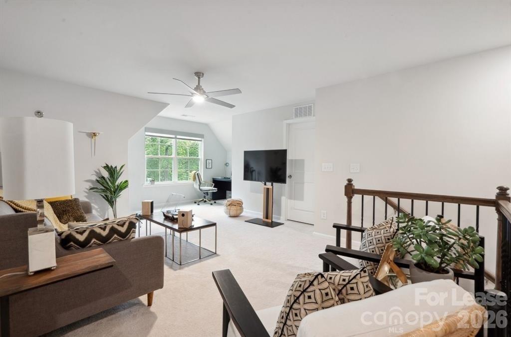 17812 New Mark Avenue Property Photo 27