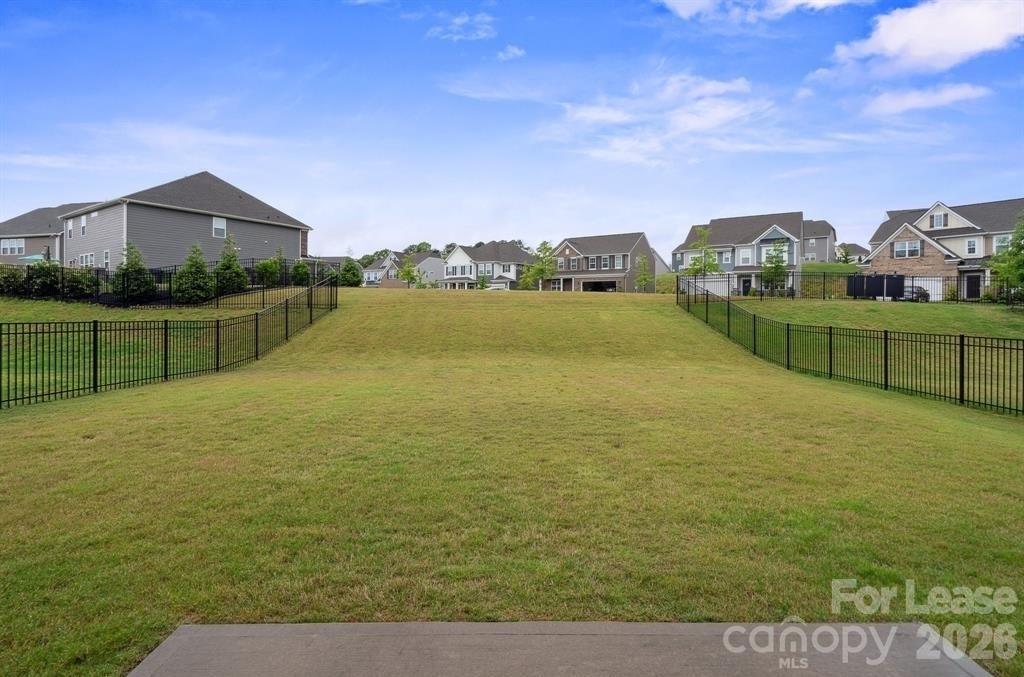 17812 New Mark Avenue Property Photo 30