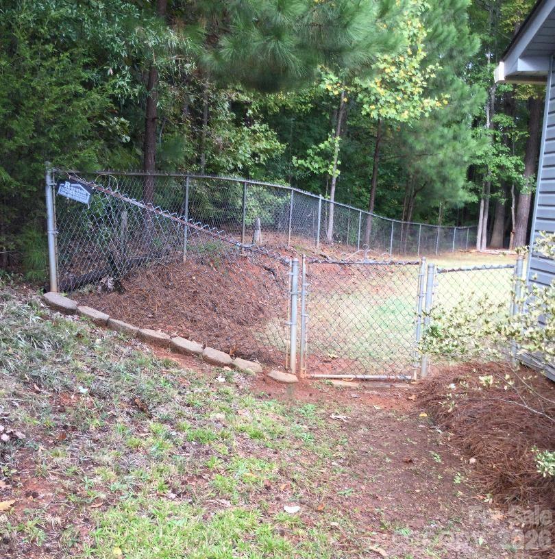 911 Freedom Mill None Property Photo 17