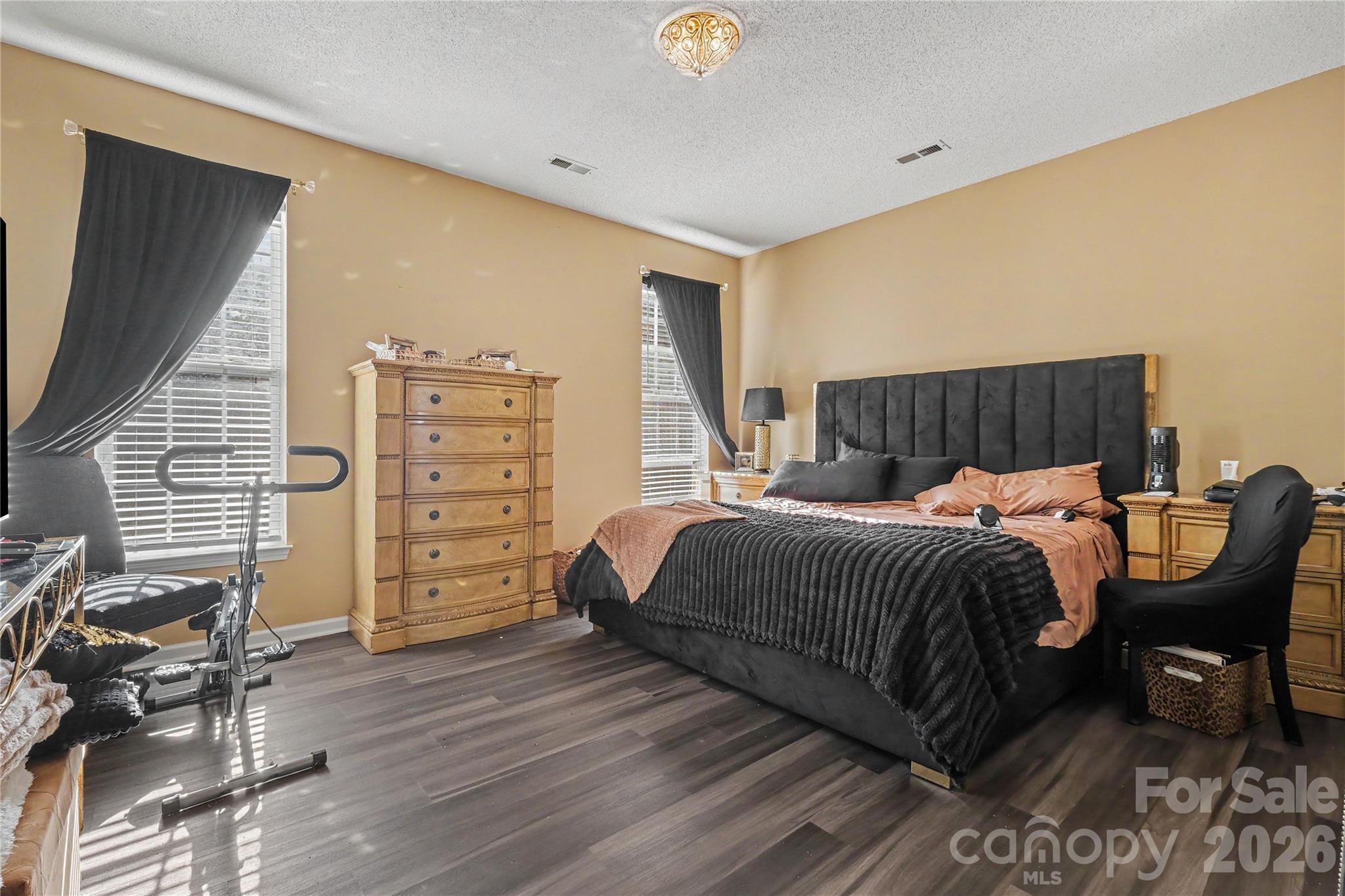 8030 Shiny Meadow Drive Property Photo 19