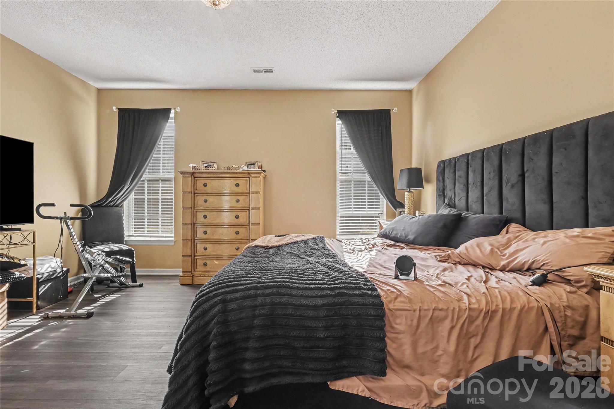 8030 Shiny Meadow Drive Property Photo 20