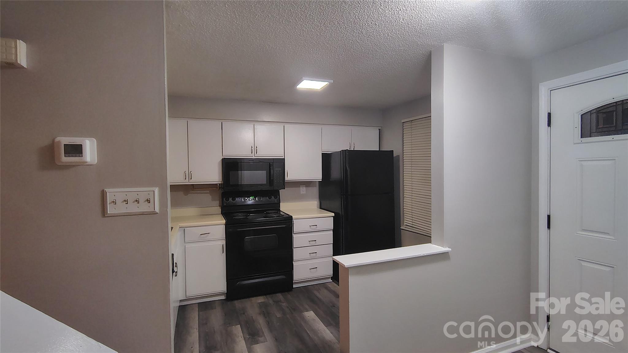 9624 Vinca Circle C Property Photo 2