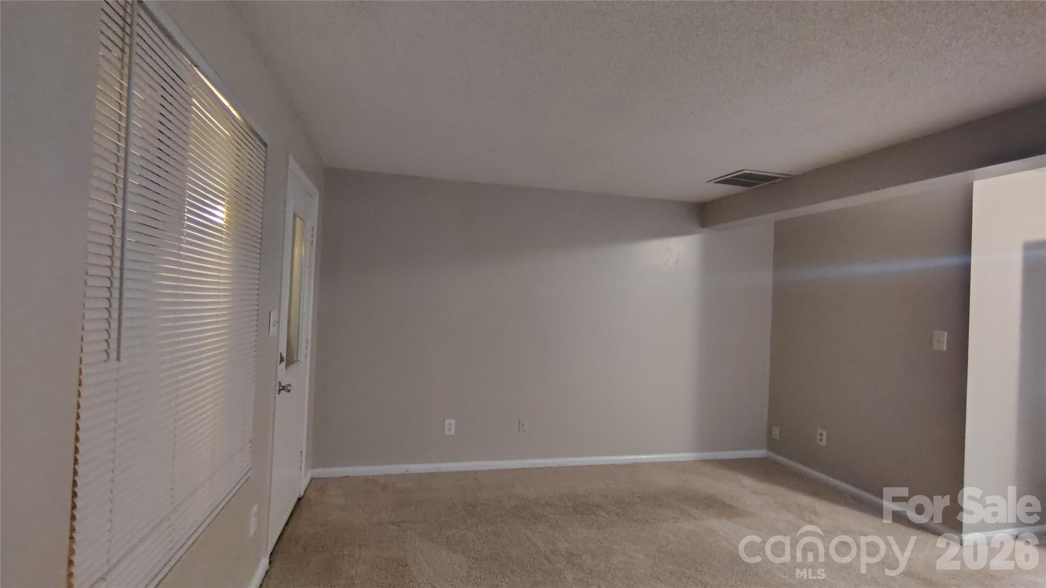 9624 Vinca Circle C Property Photo 6