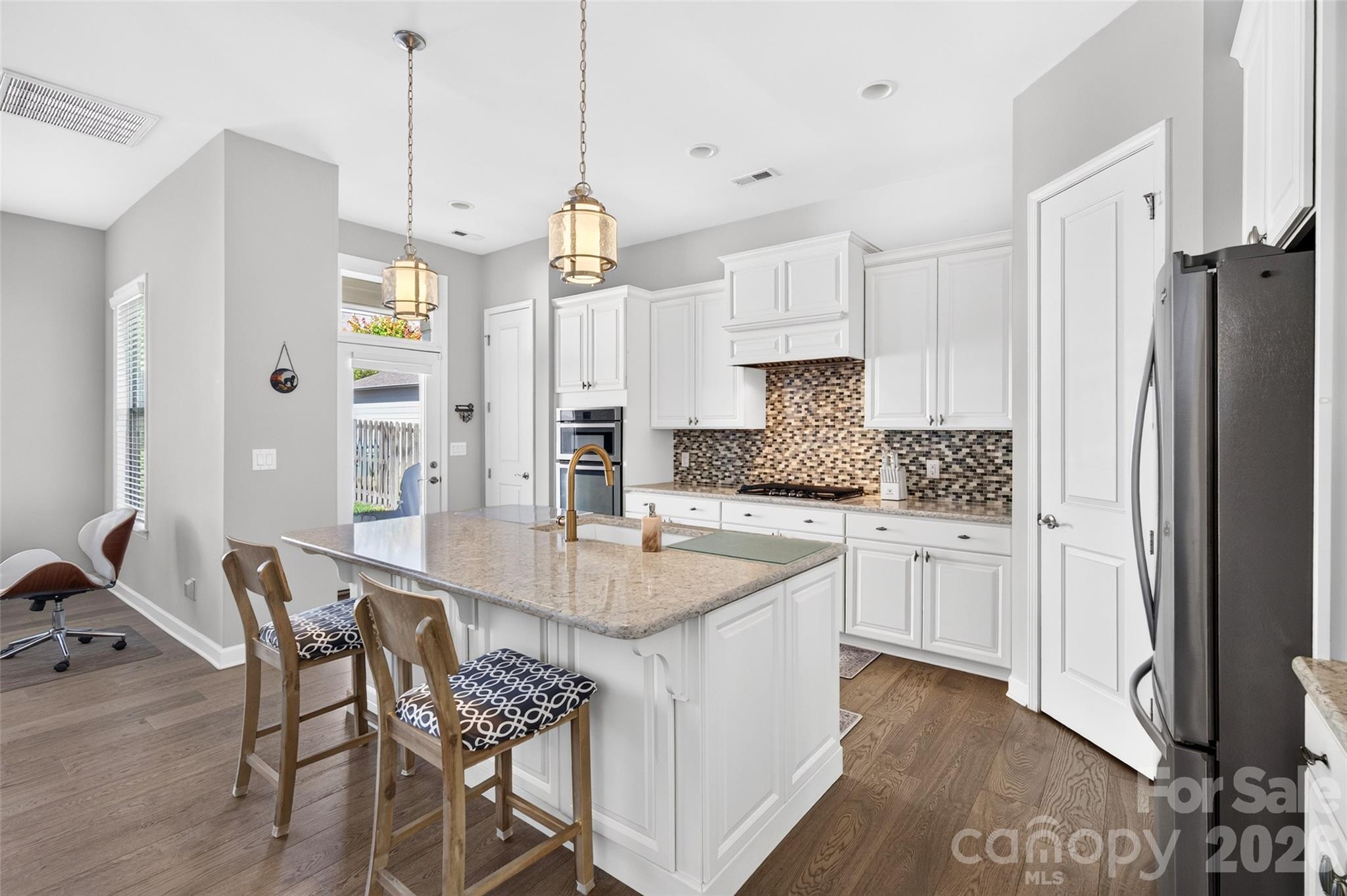 1709 Cedar Park Drive Property Photo 6