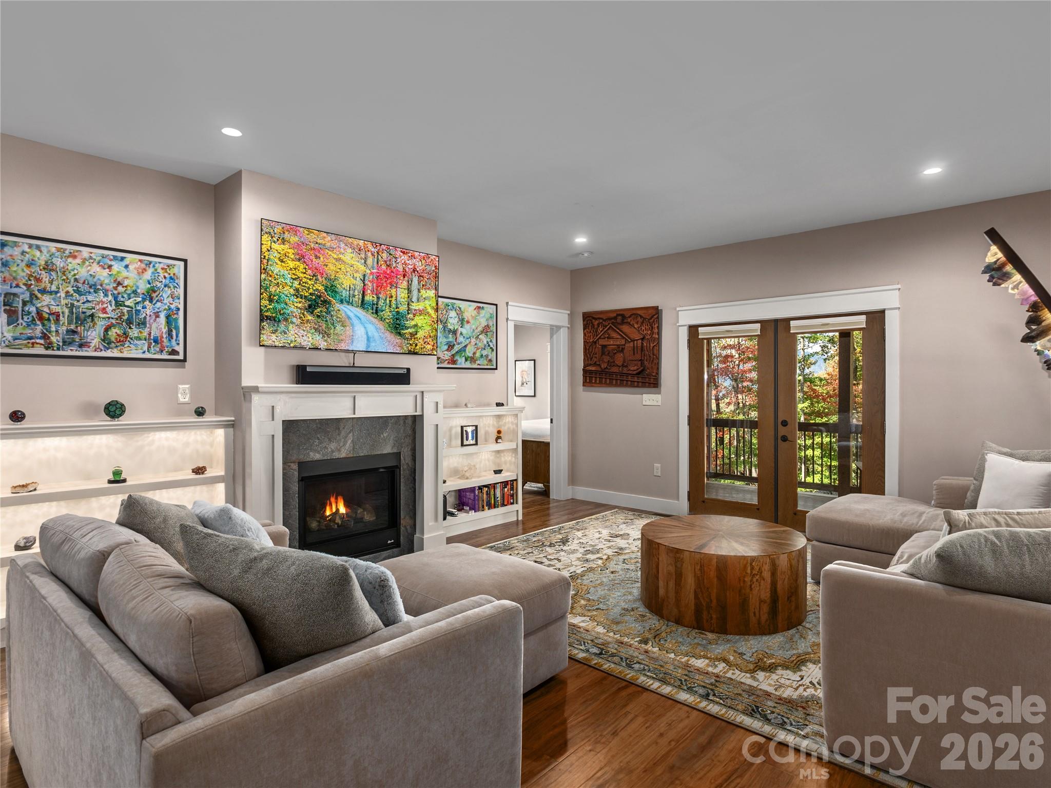 501 Sugar Maple Lane Property Photo 7