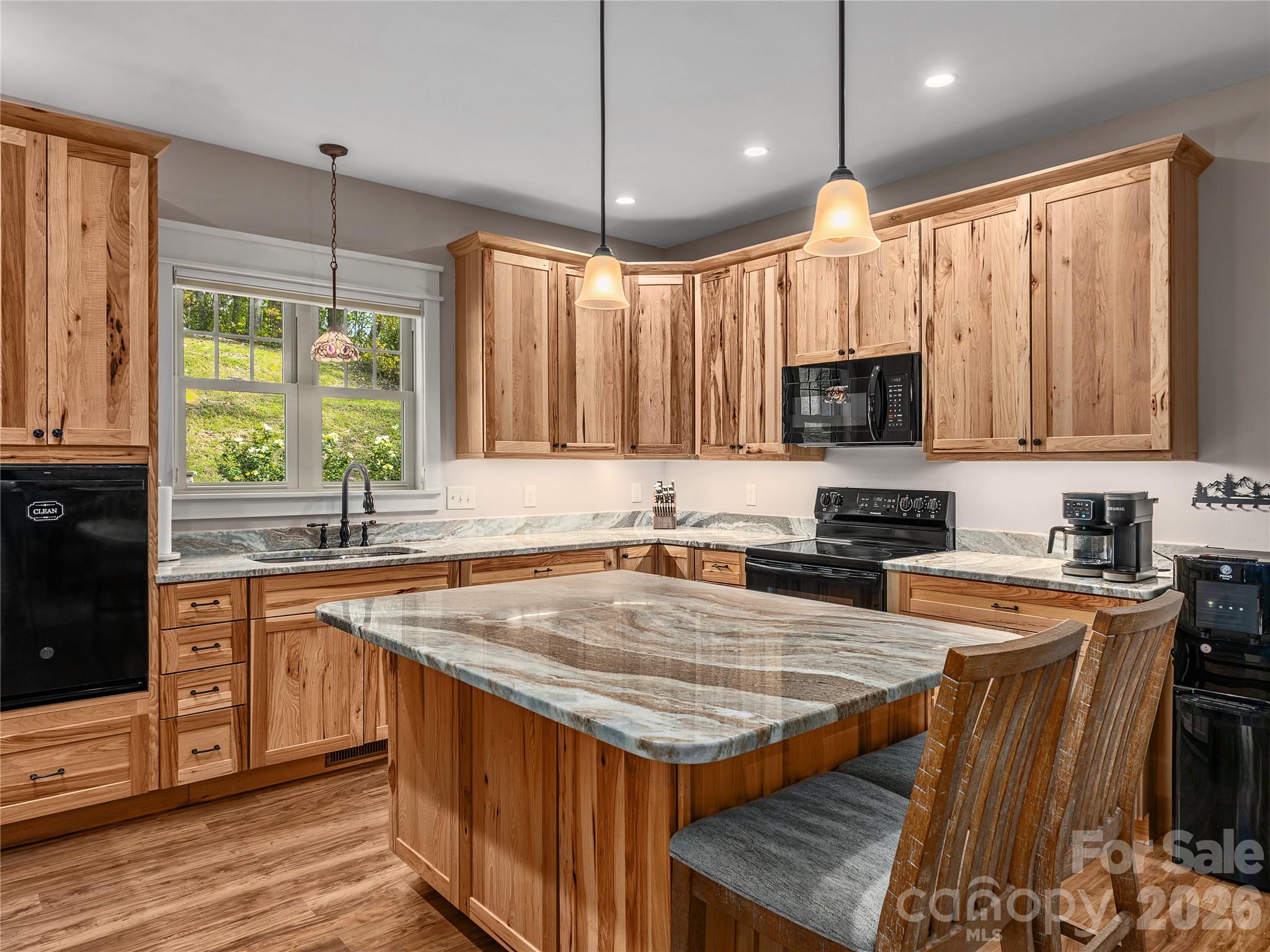 501 Sugar Maple Lane Property Photo 10