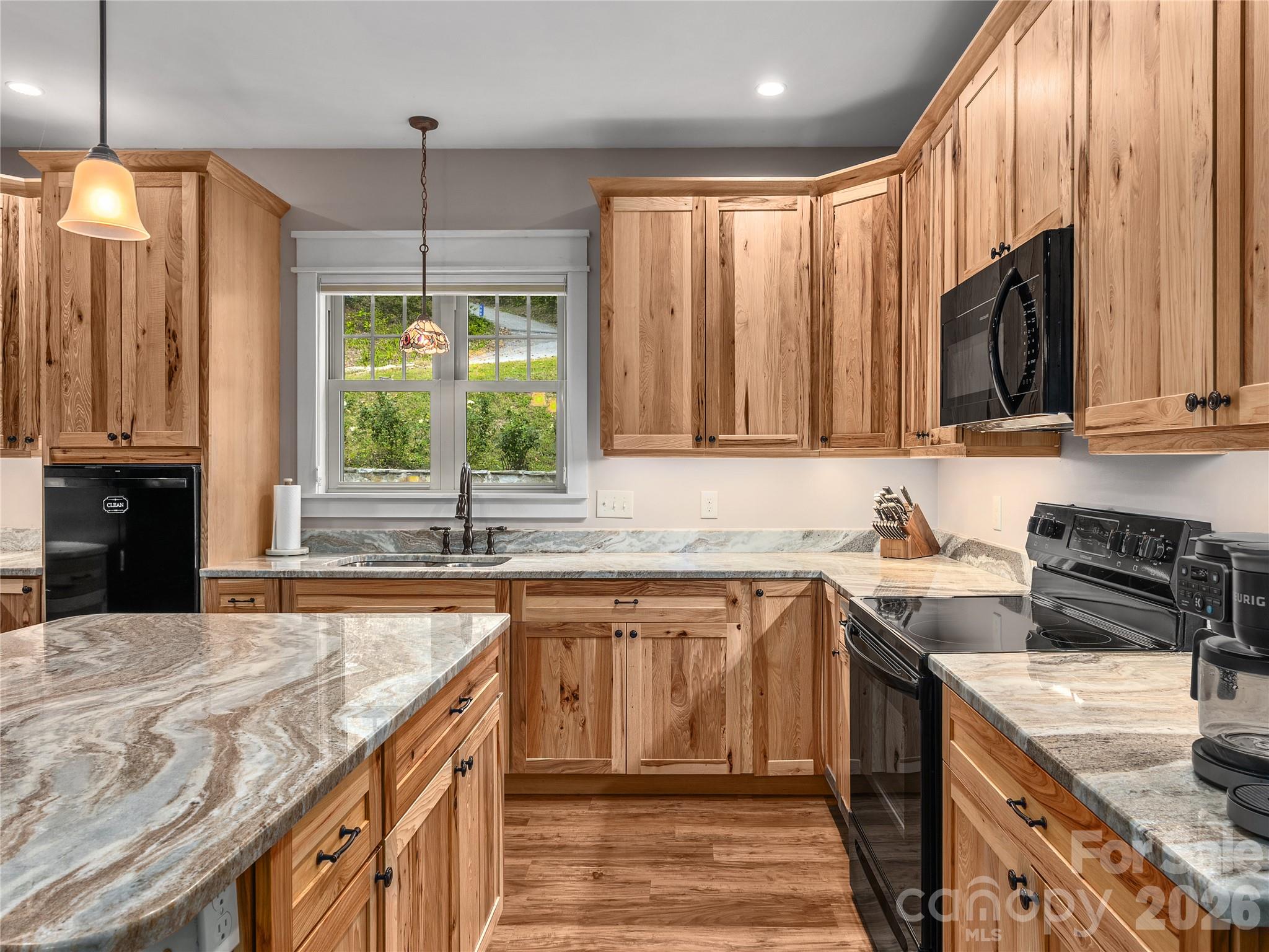 501 Sugar Maple Lane Property Photo 11