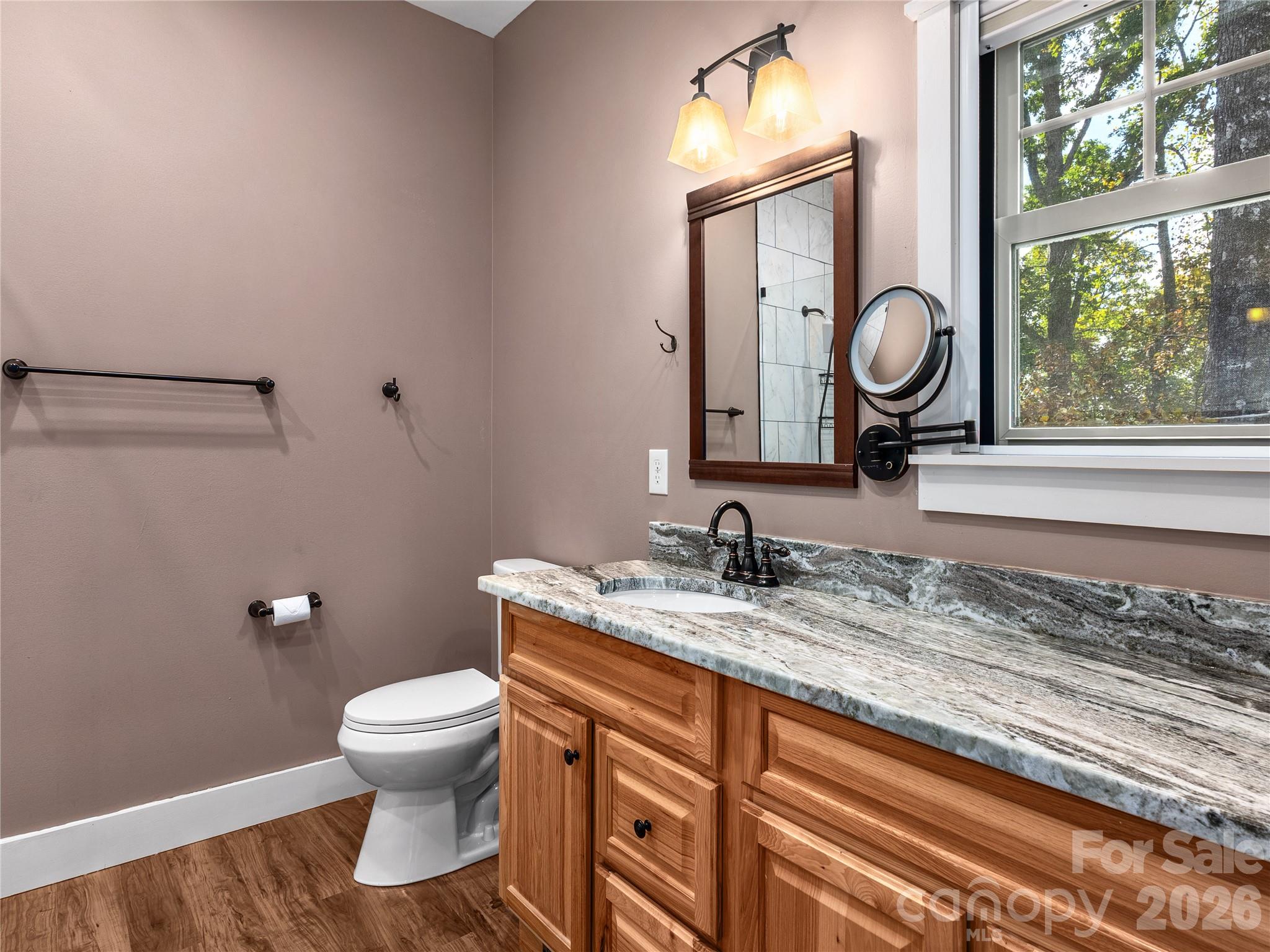 501 Sugar Maple Lane Property Photo 18