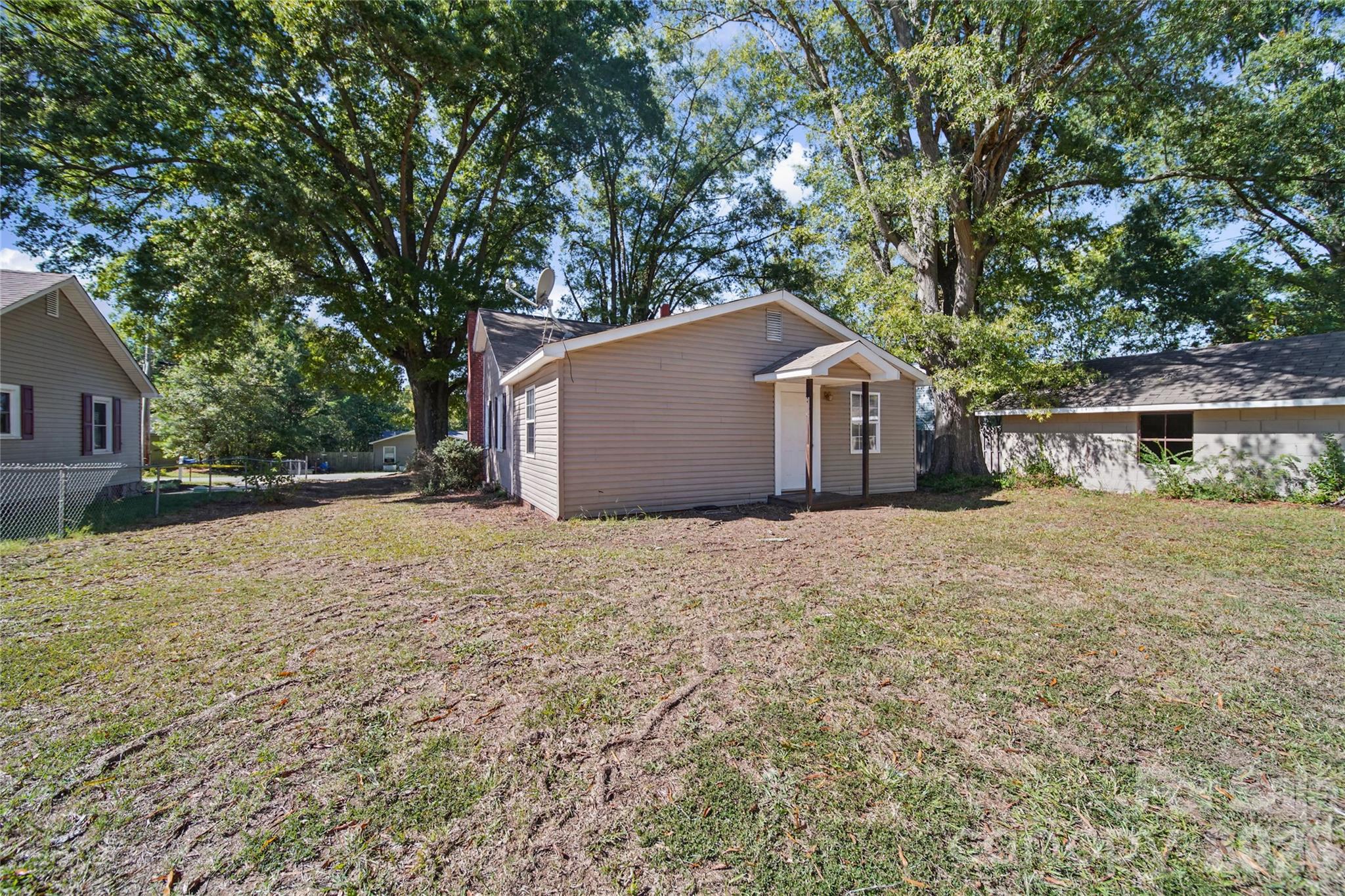 215 Arey Avenue Property Photo 26