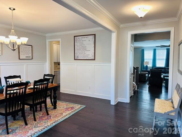 1300 Oakhurst Drive Property Photo 5