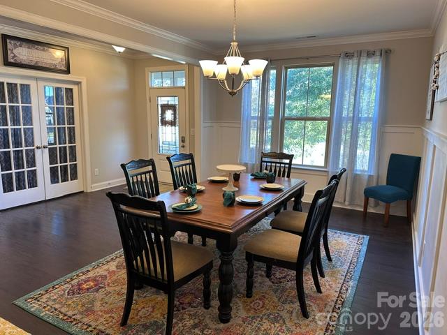 1300 Oakhurst Drive Property Photo 6