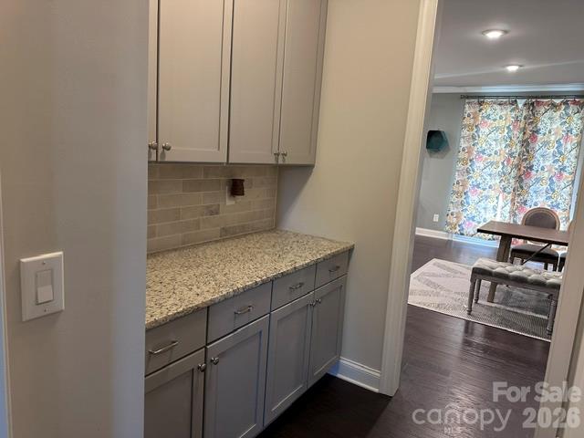 1300 Oakhurst Drive Property Photo 7