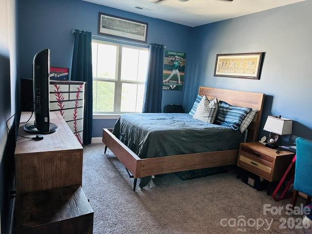 1300 Oakhurst Drive Property Photo 15