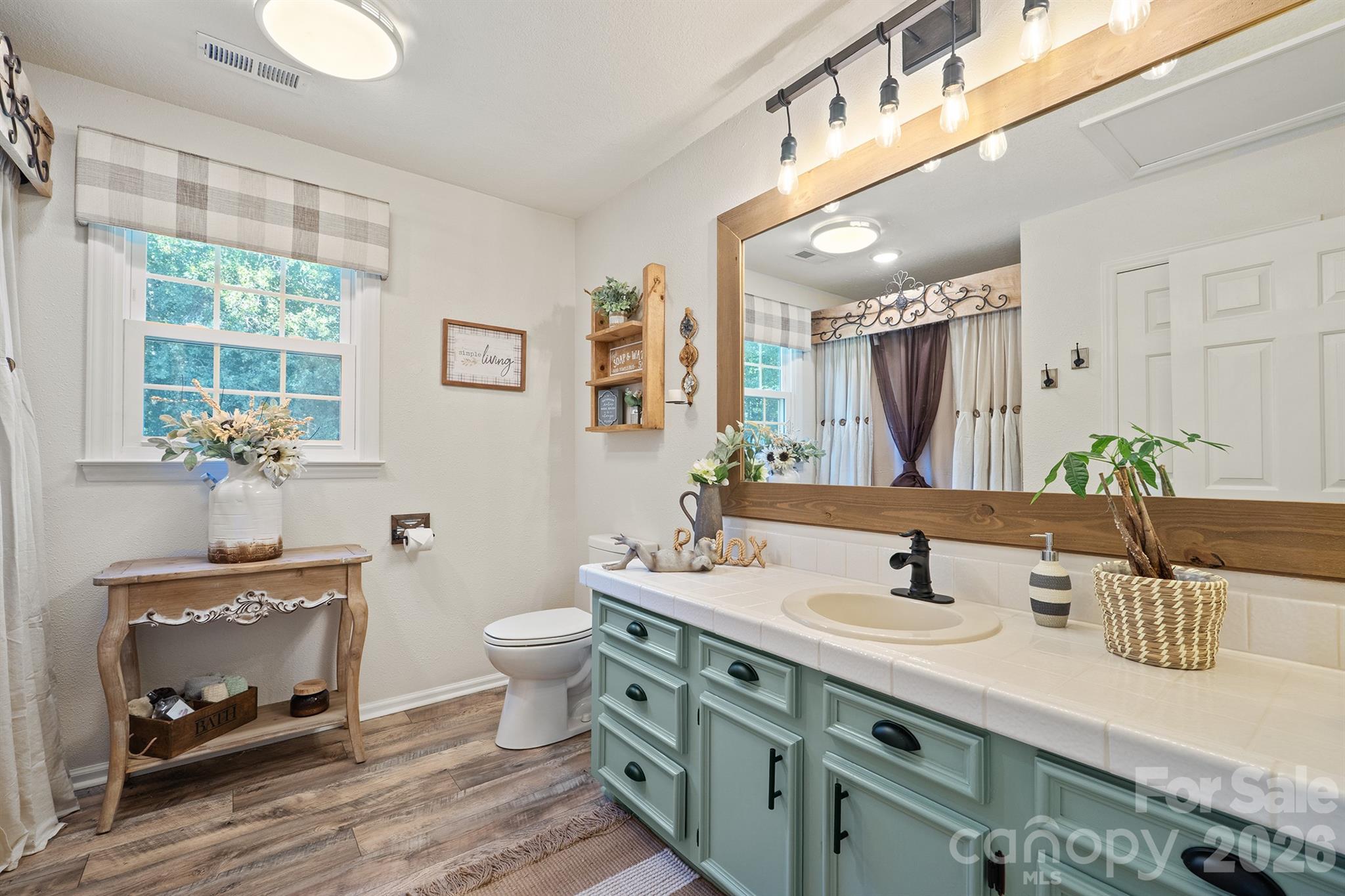 2105 Valley View Lane Property Photo 19