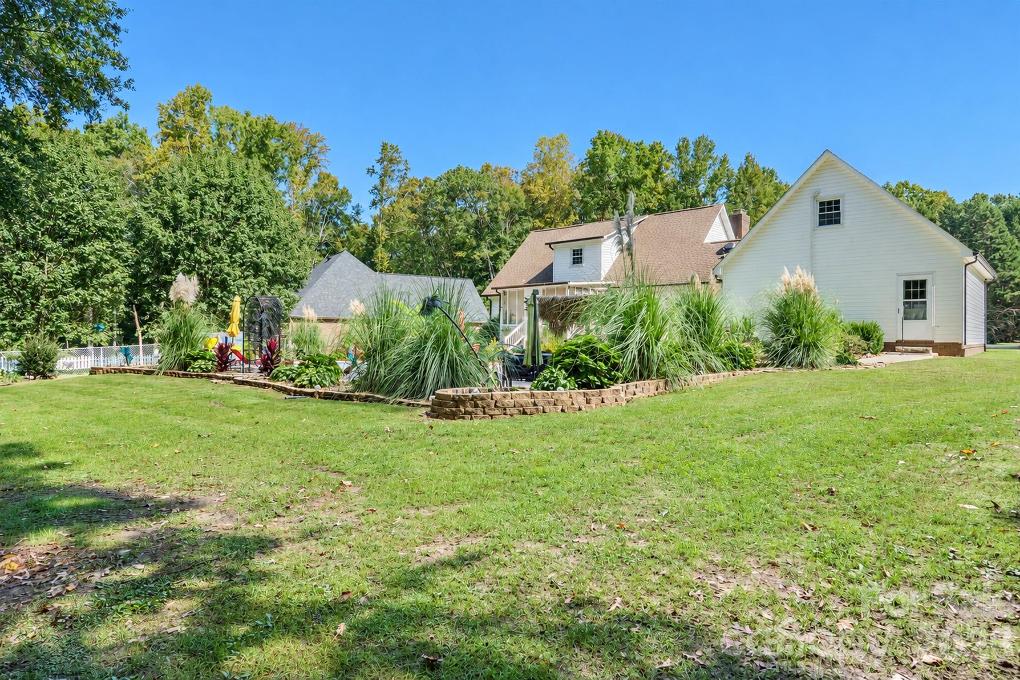 2105 Valley View Lane Property Photo 37